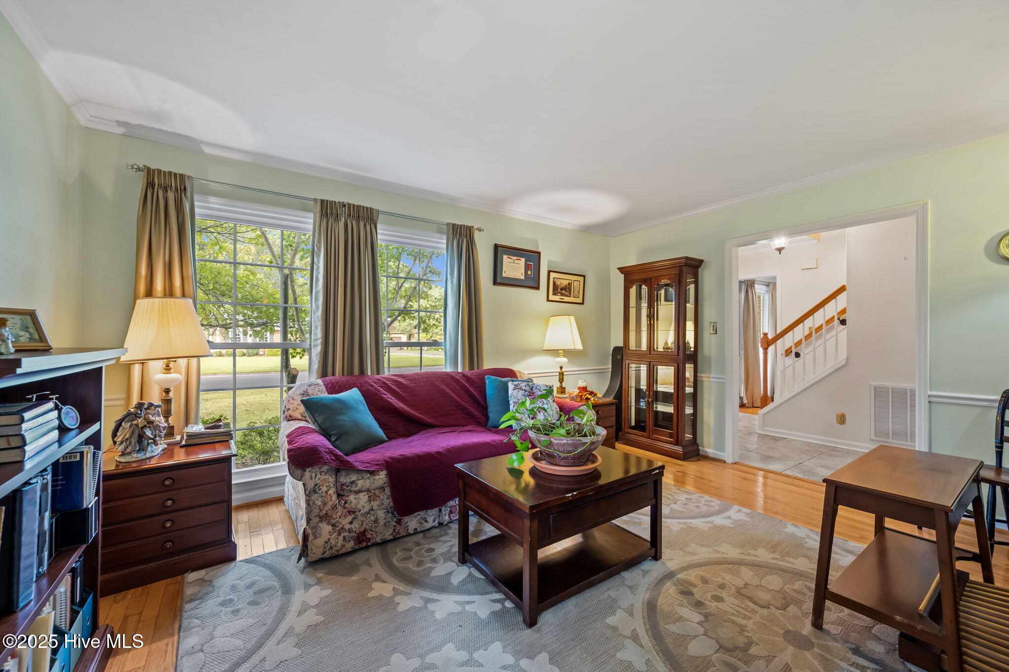 521 University Drive, Jacksonville, NC 28546 – photo 11: 26-web-or-mls-_RAD5960