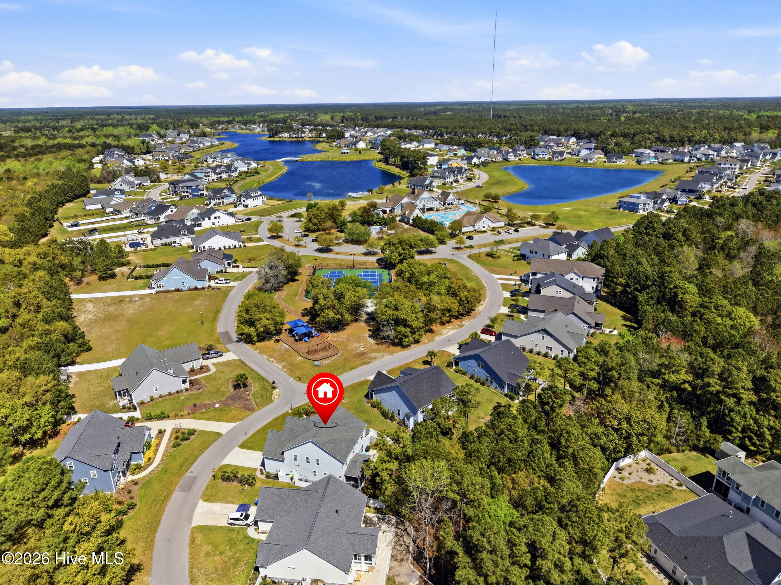 100565471 | Photo 69