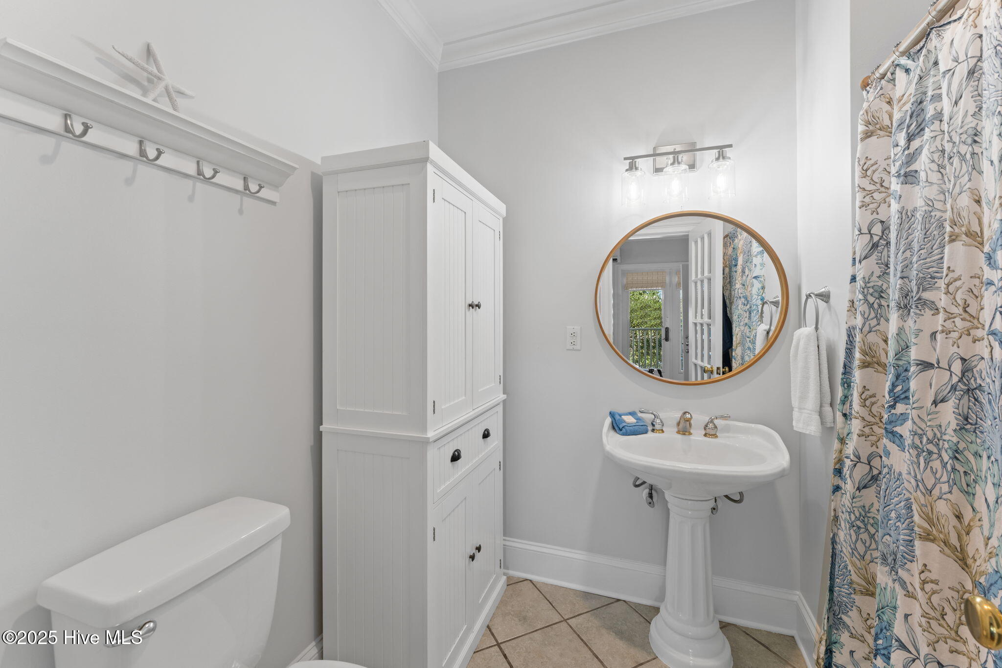 100518658 | Photo 30