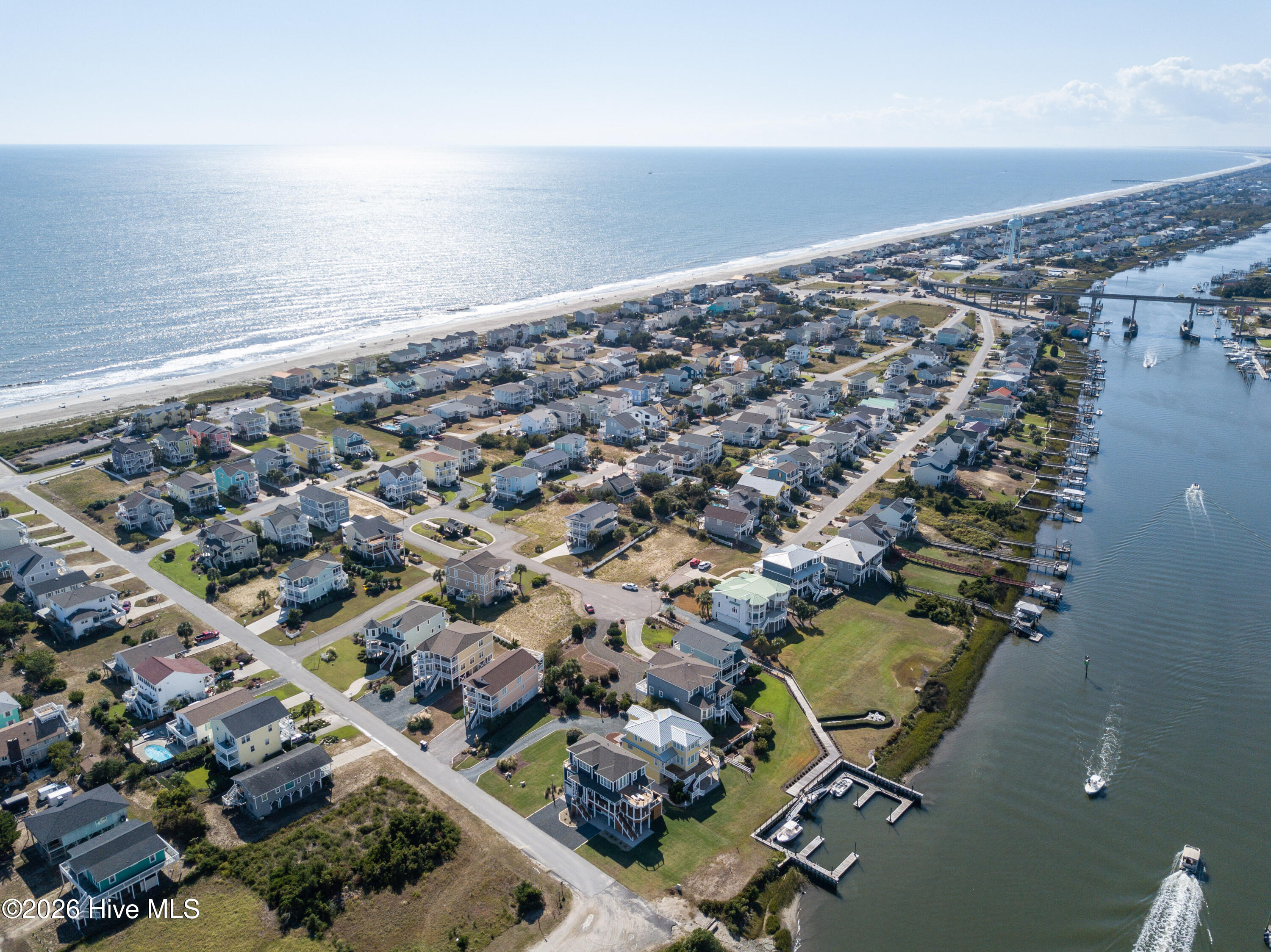 100553830 | Photo 72