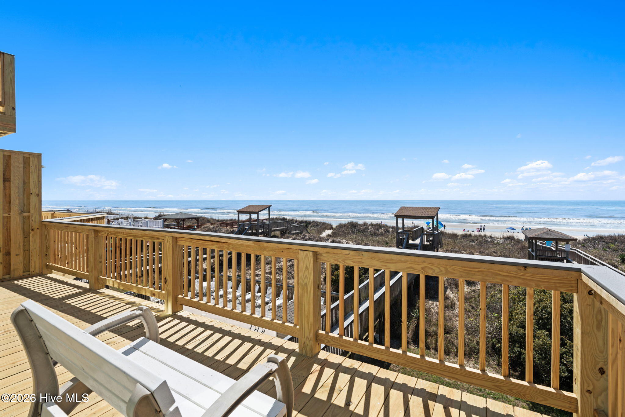 100564917 | Photo 28