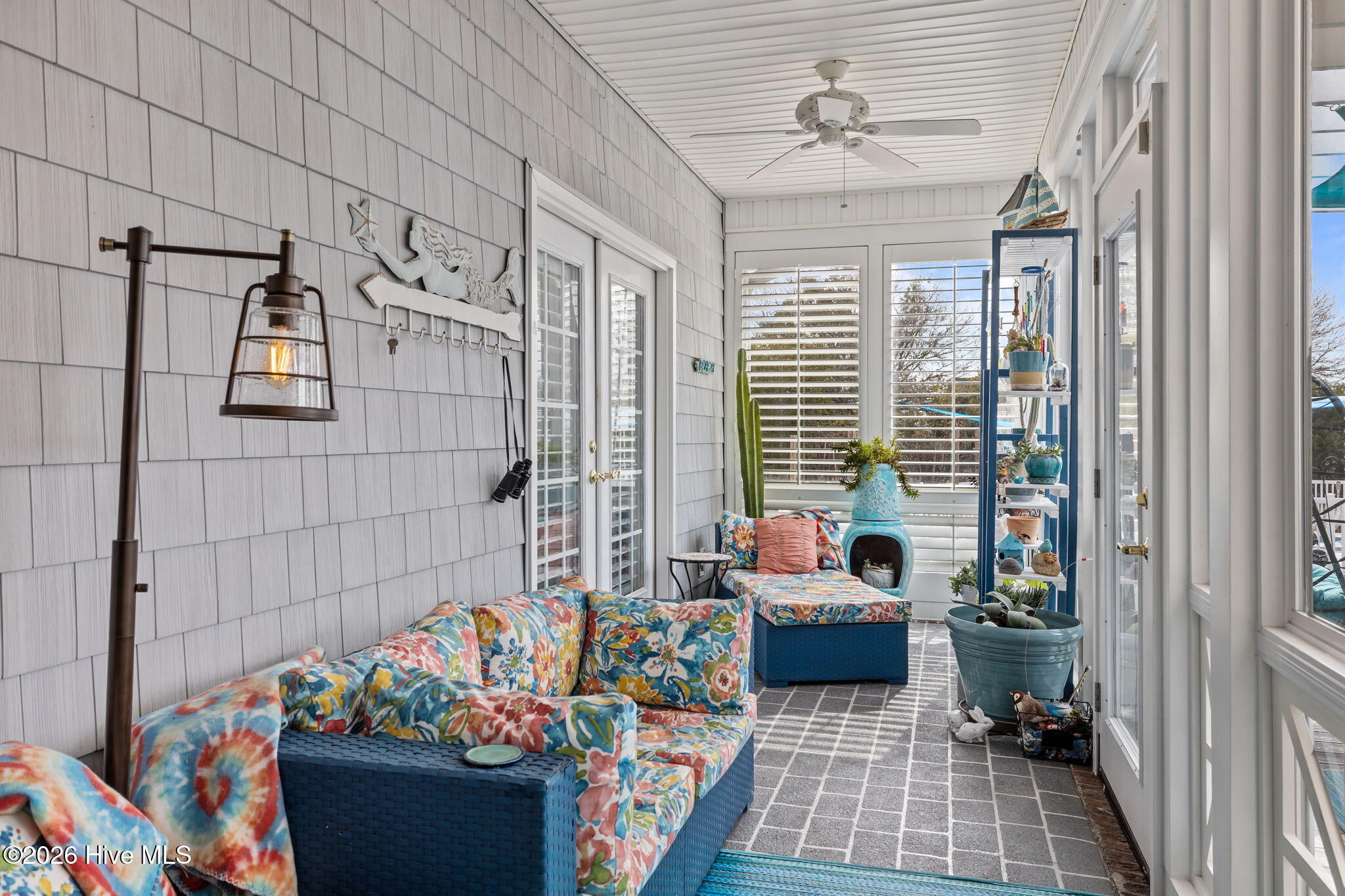 100555353 | Photo 27