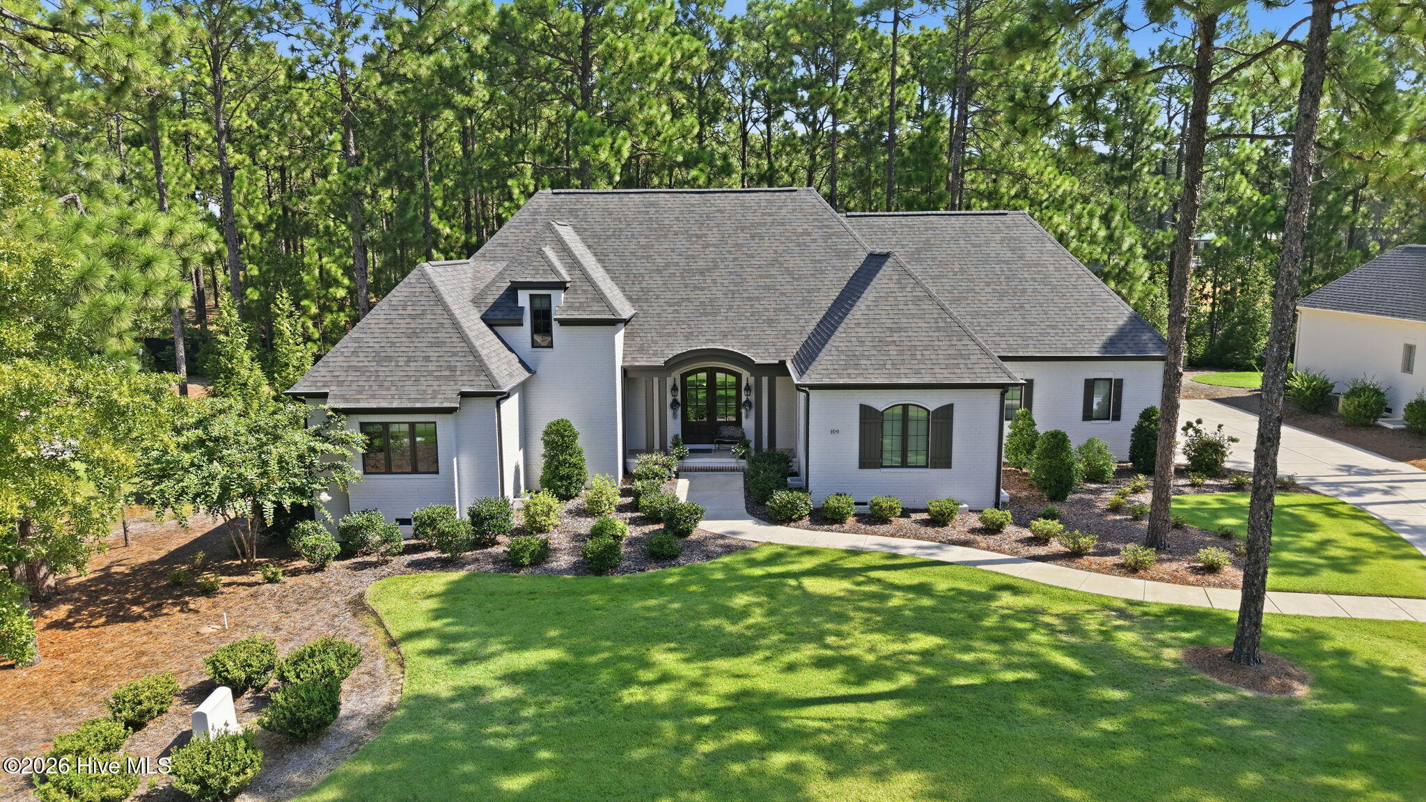 Photo 2 of Single family home for sale at 109 Chanticleer Dr, Pinehurst, NC 28374 | MLS# 100601313 | Listing updated on 2026-09-04