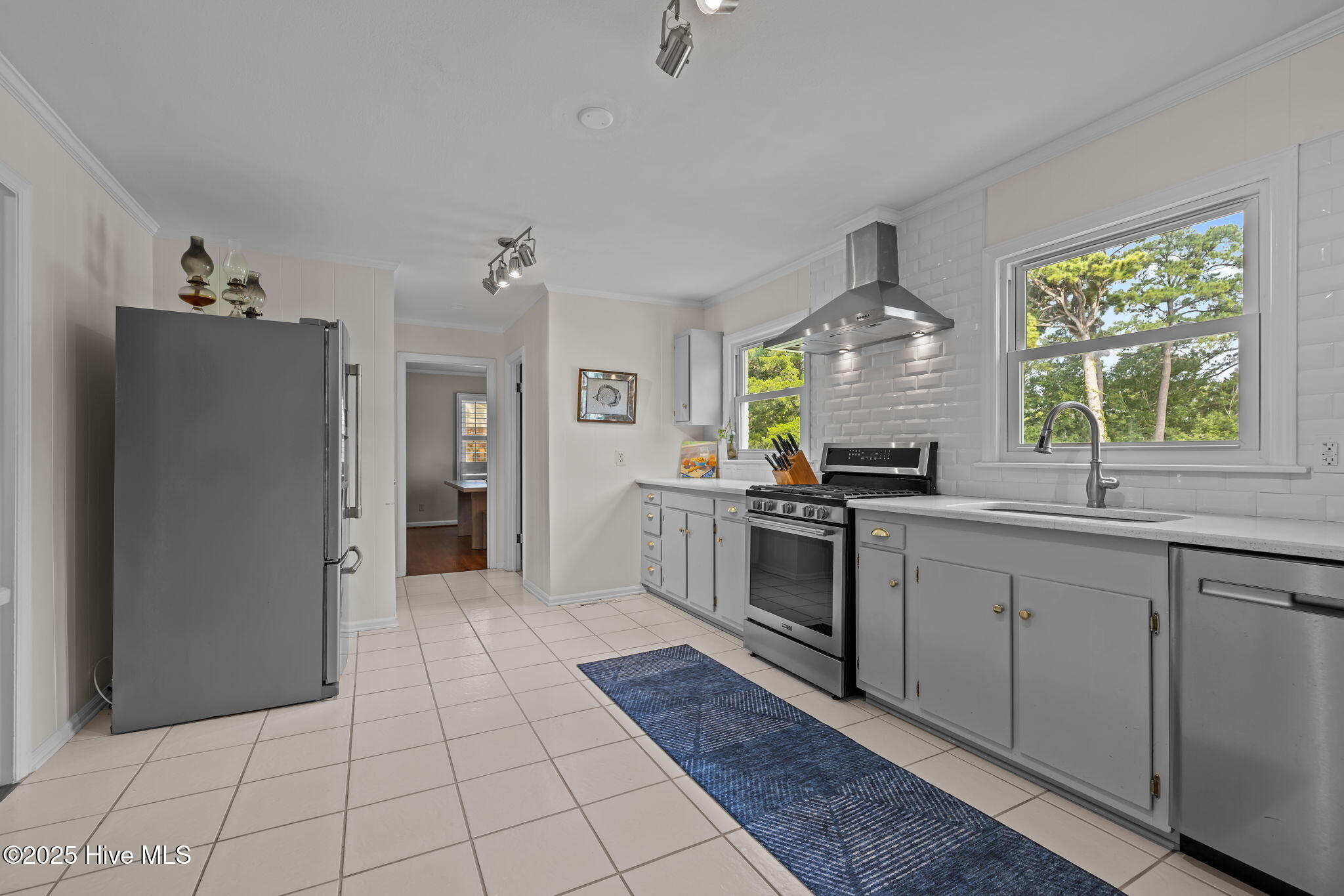 Homes for sale in Morehead City, NC | 3208 Country Club Rd, Morehead City, NC 28557 | MLS# 100518856