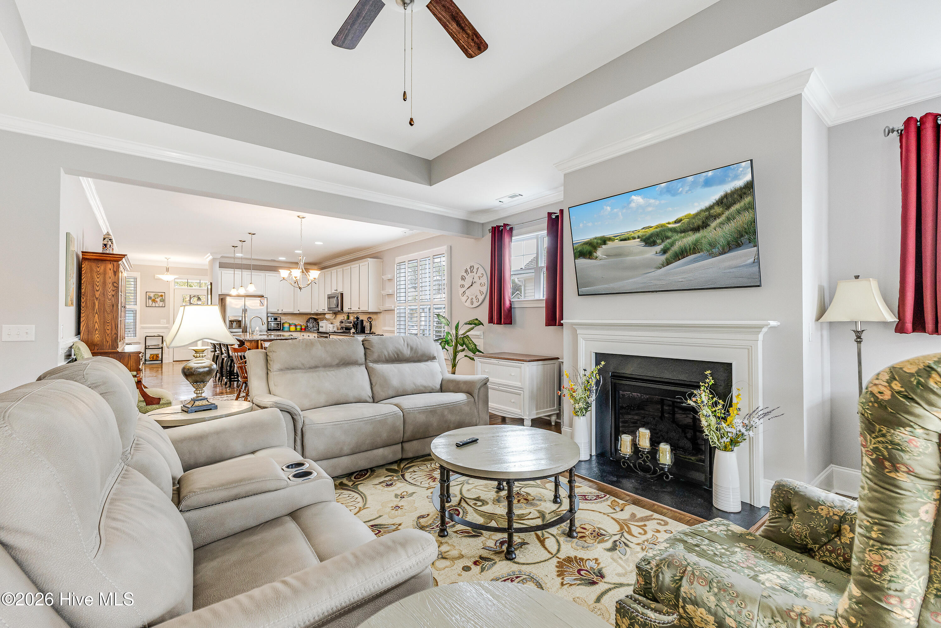 100557932 | Photo 10