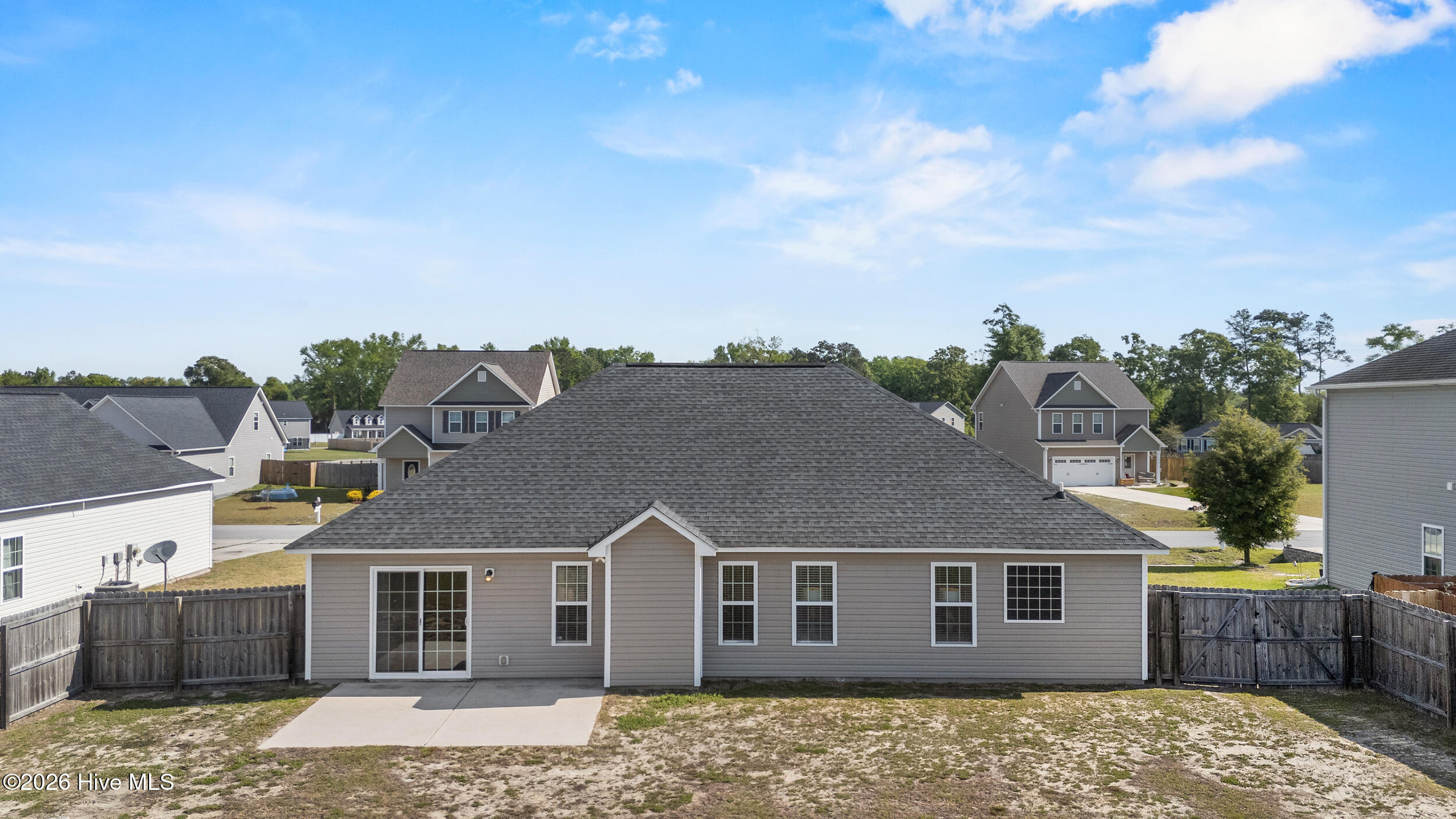 100567416 | Photo 40