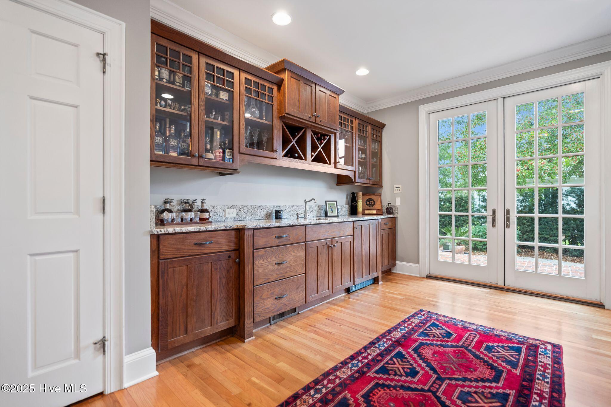 100530857 | Photo 13