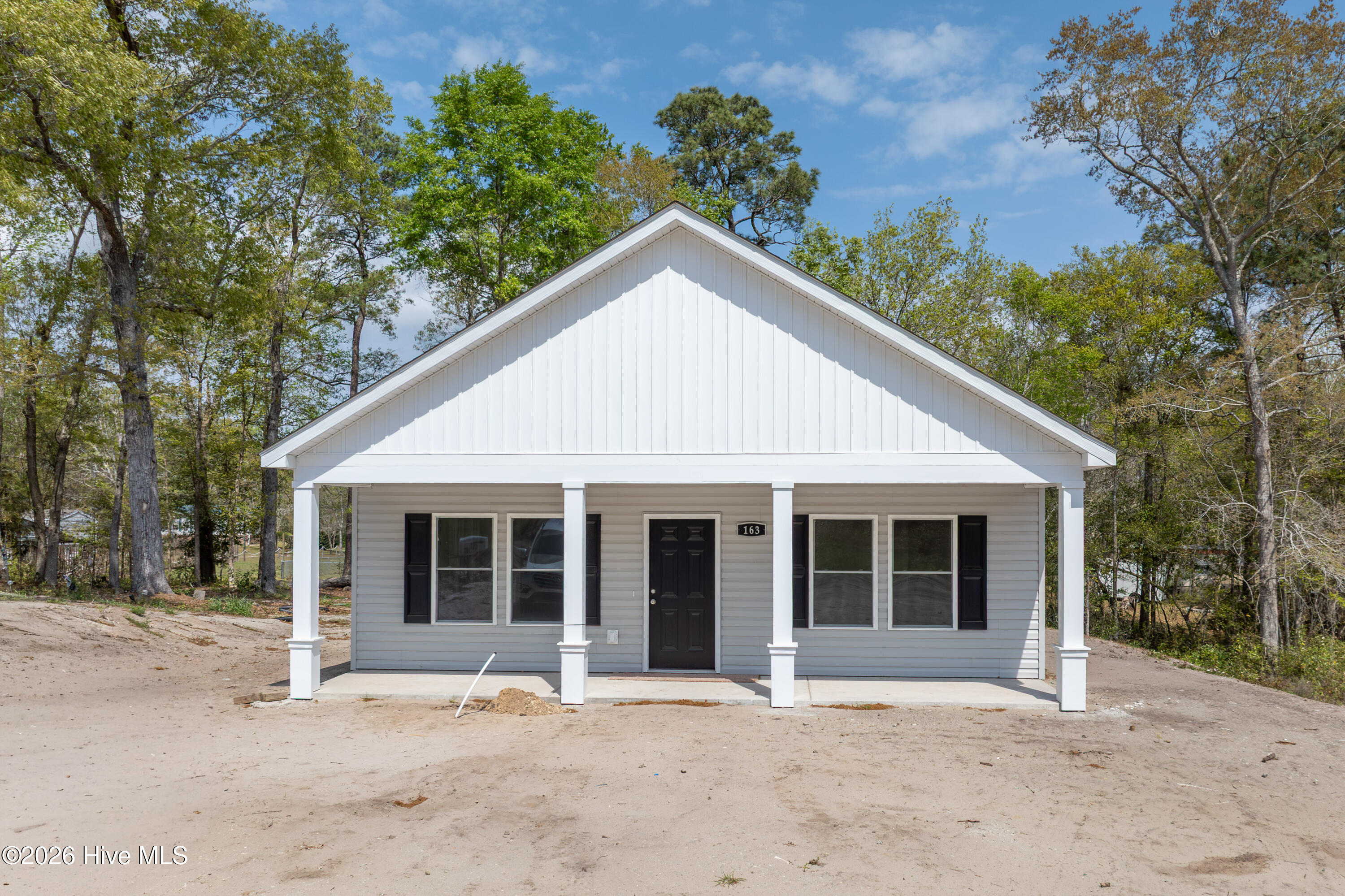 100563323 | Photo 21