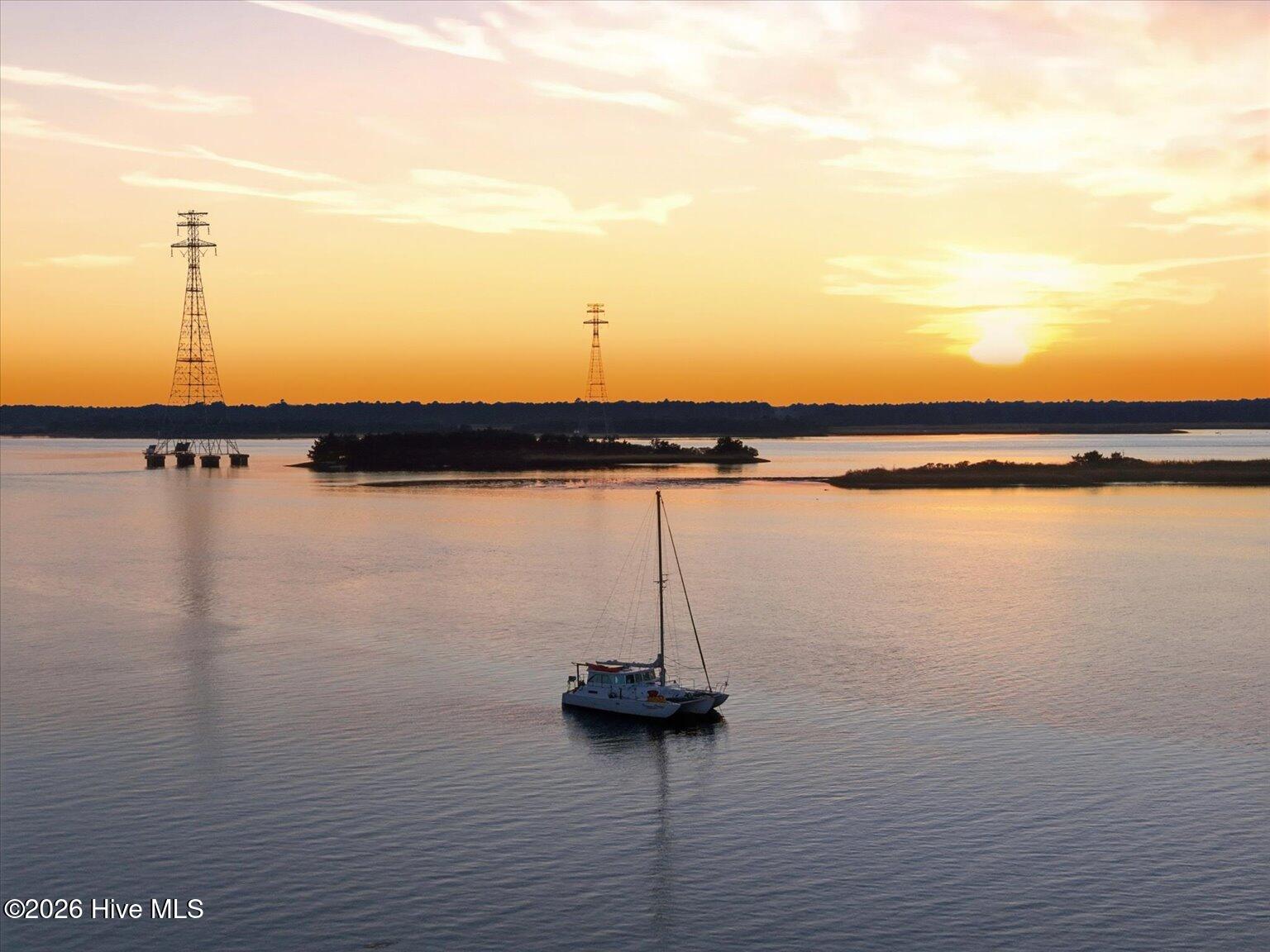 100548049 | Photo 53