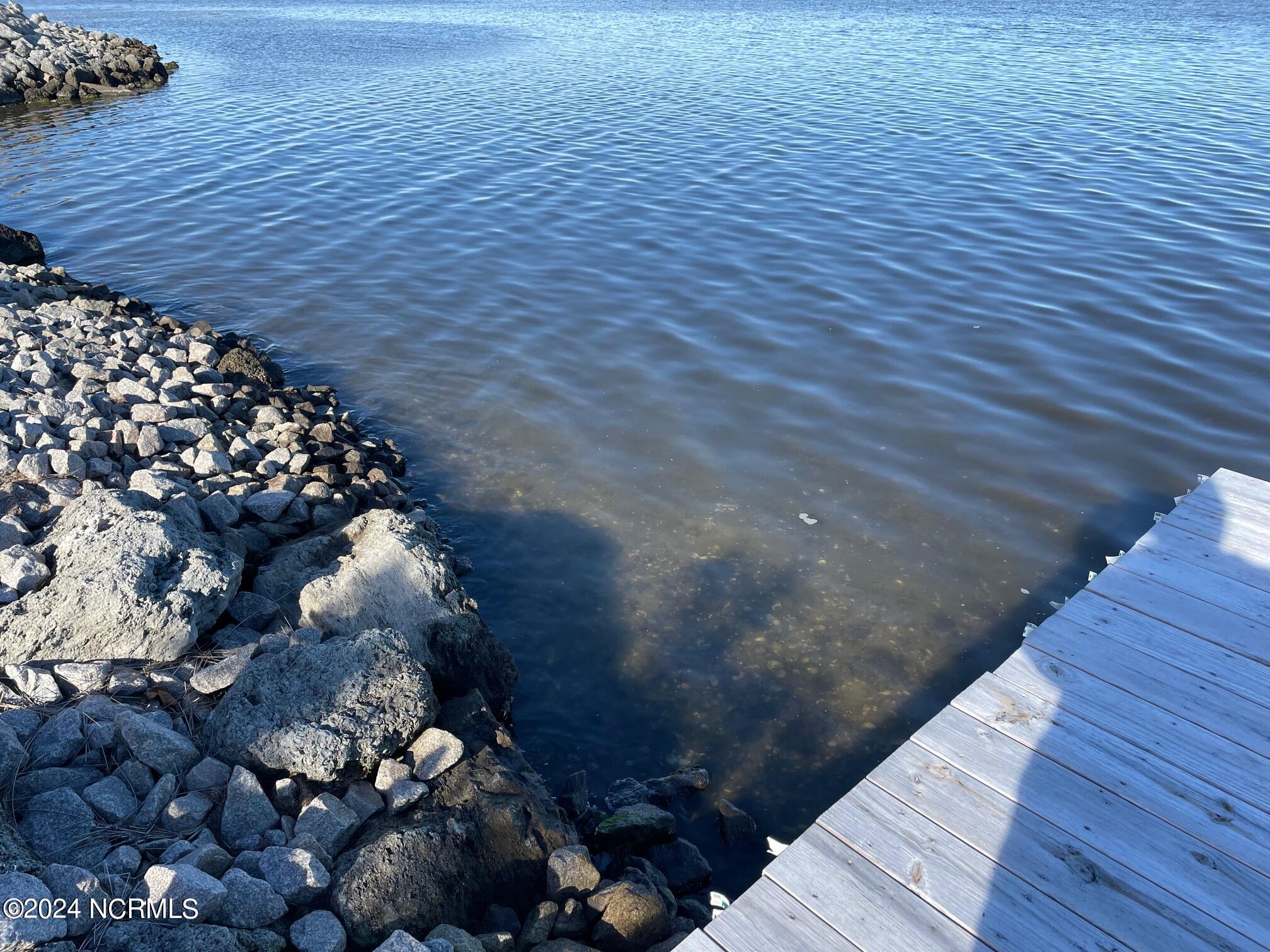 2524 Cedar Island Road,Cedar Island