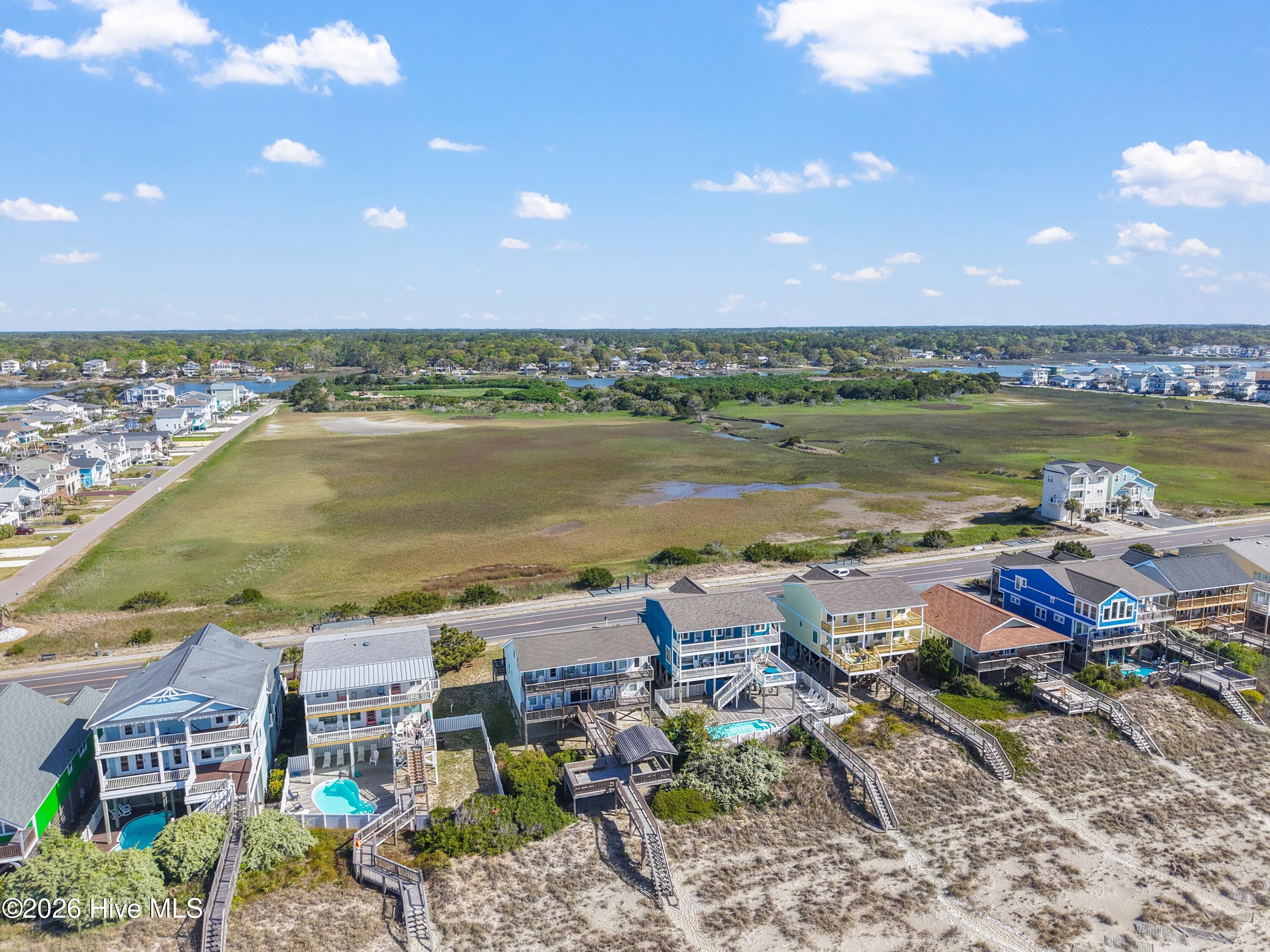 100566525 | Photo 62