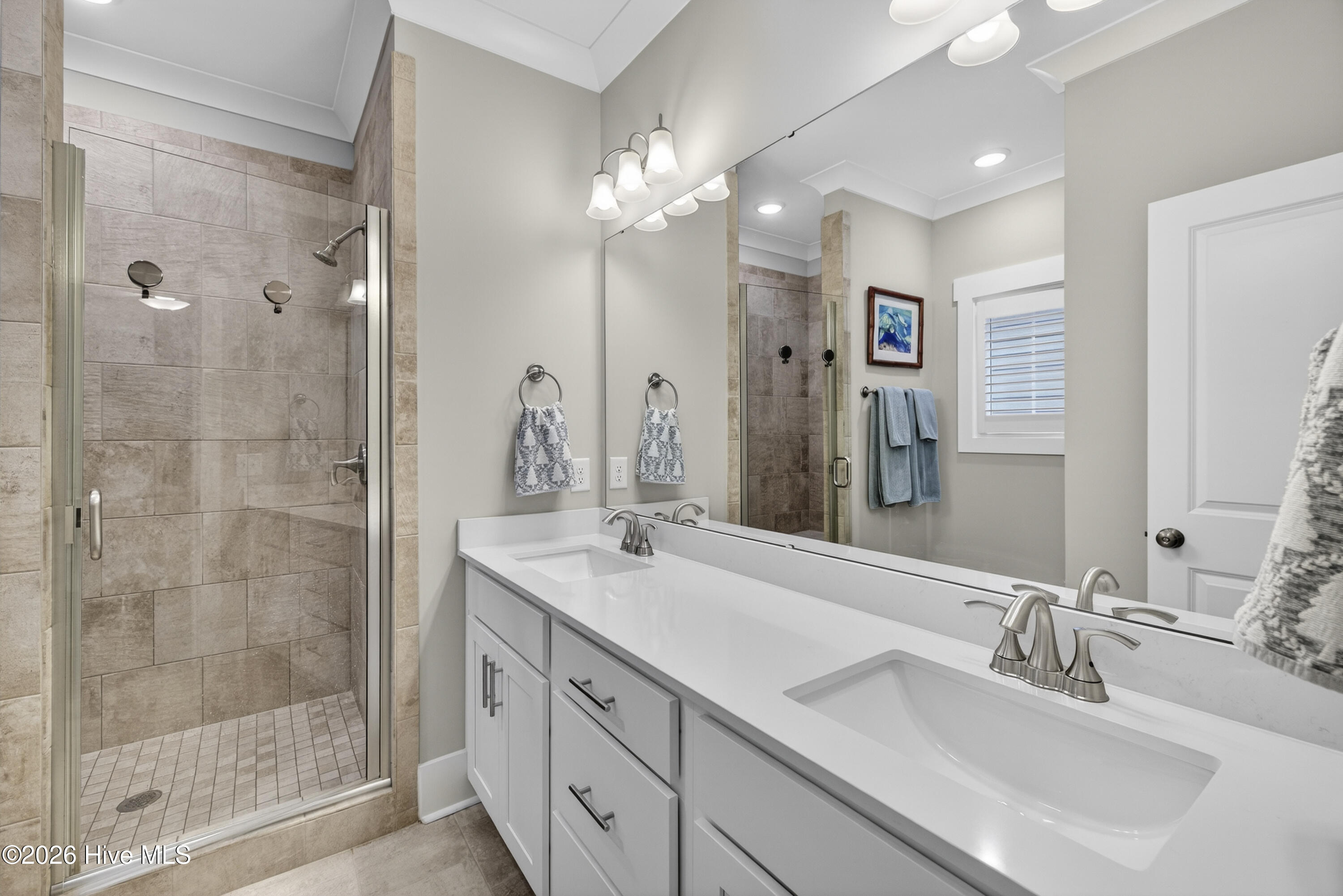 100558964 | Photo 18