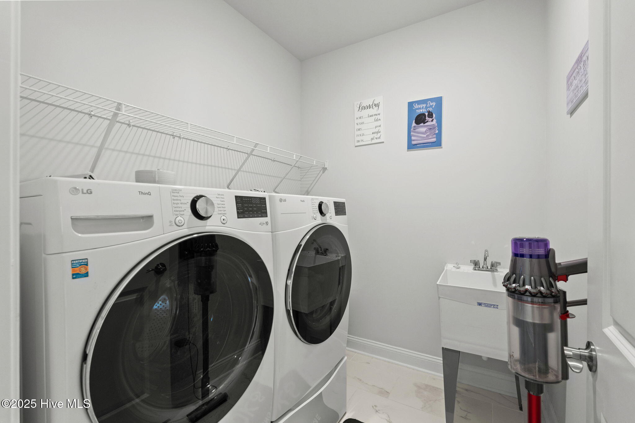 100540818 | Photo 37