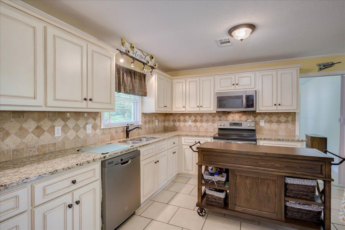 216 Pecan Drive