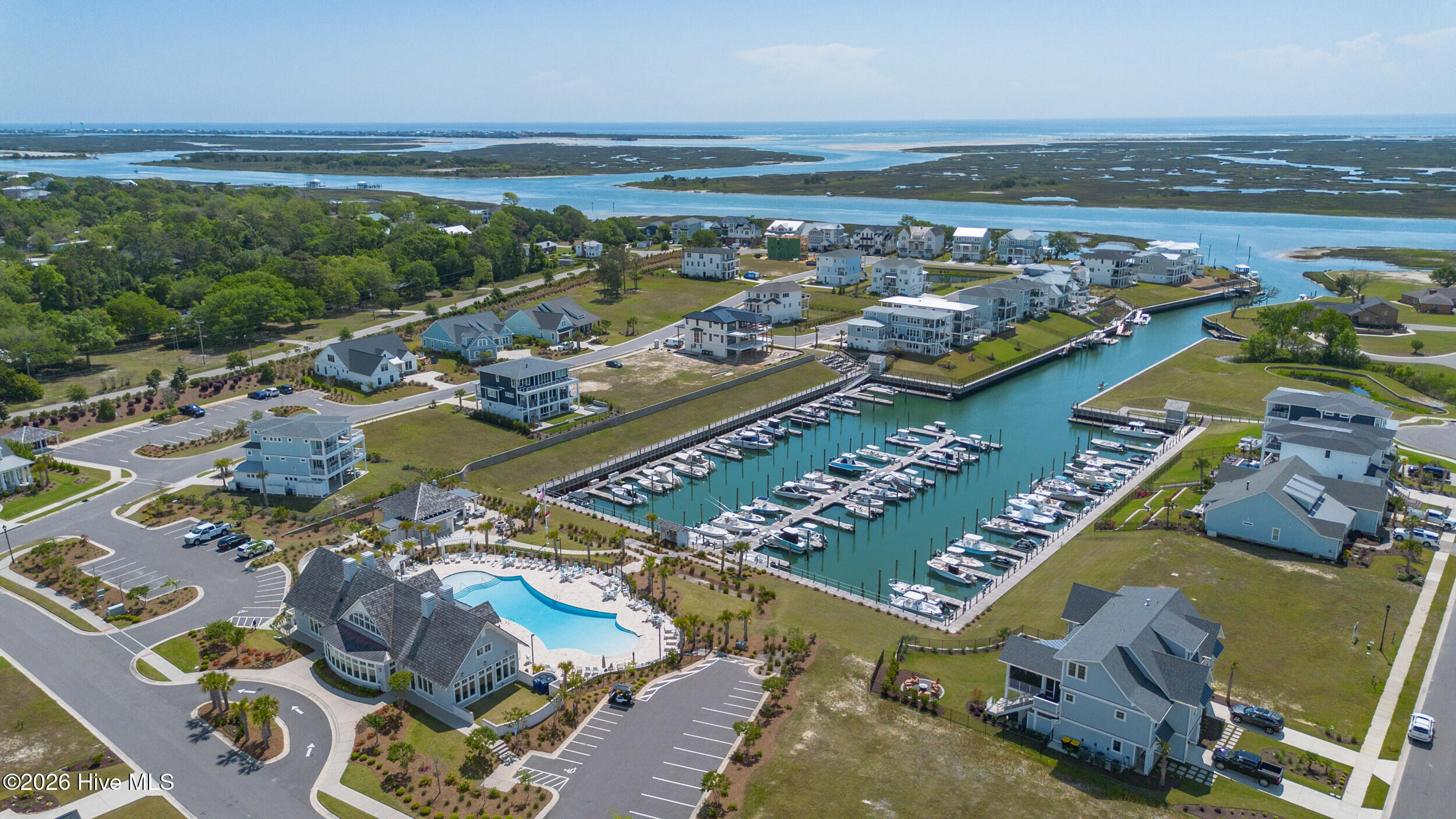 100555199 | Photo 45