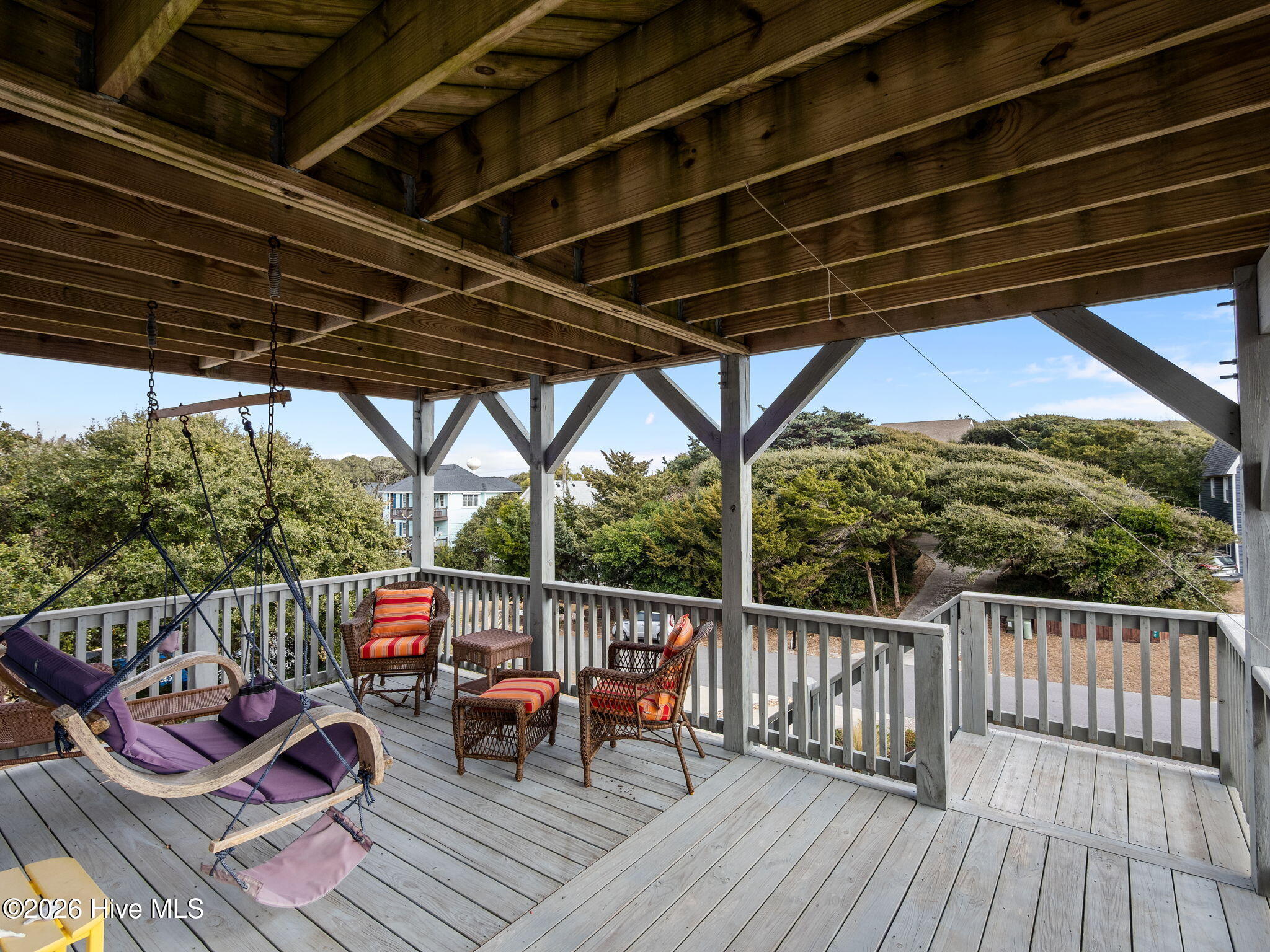 100547996 | Photo 30