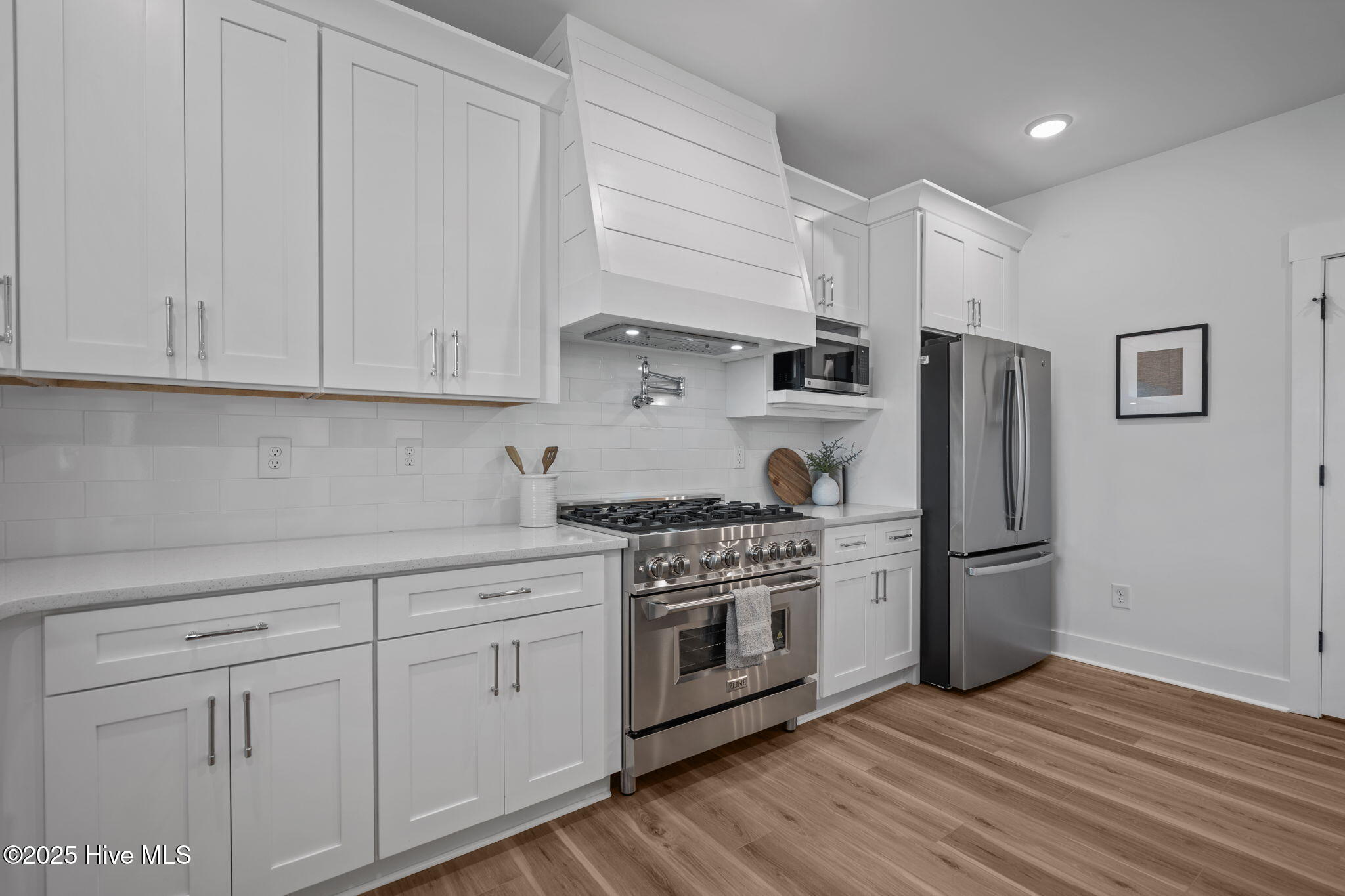 100531709 | Photo 10