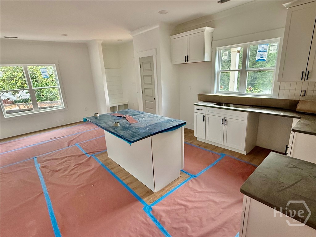 260 Griffeth Street