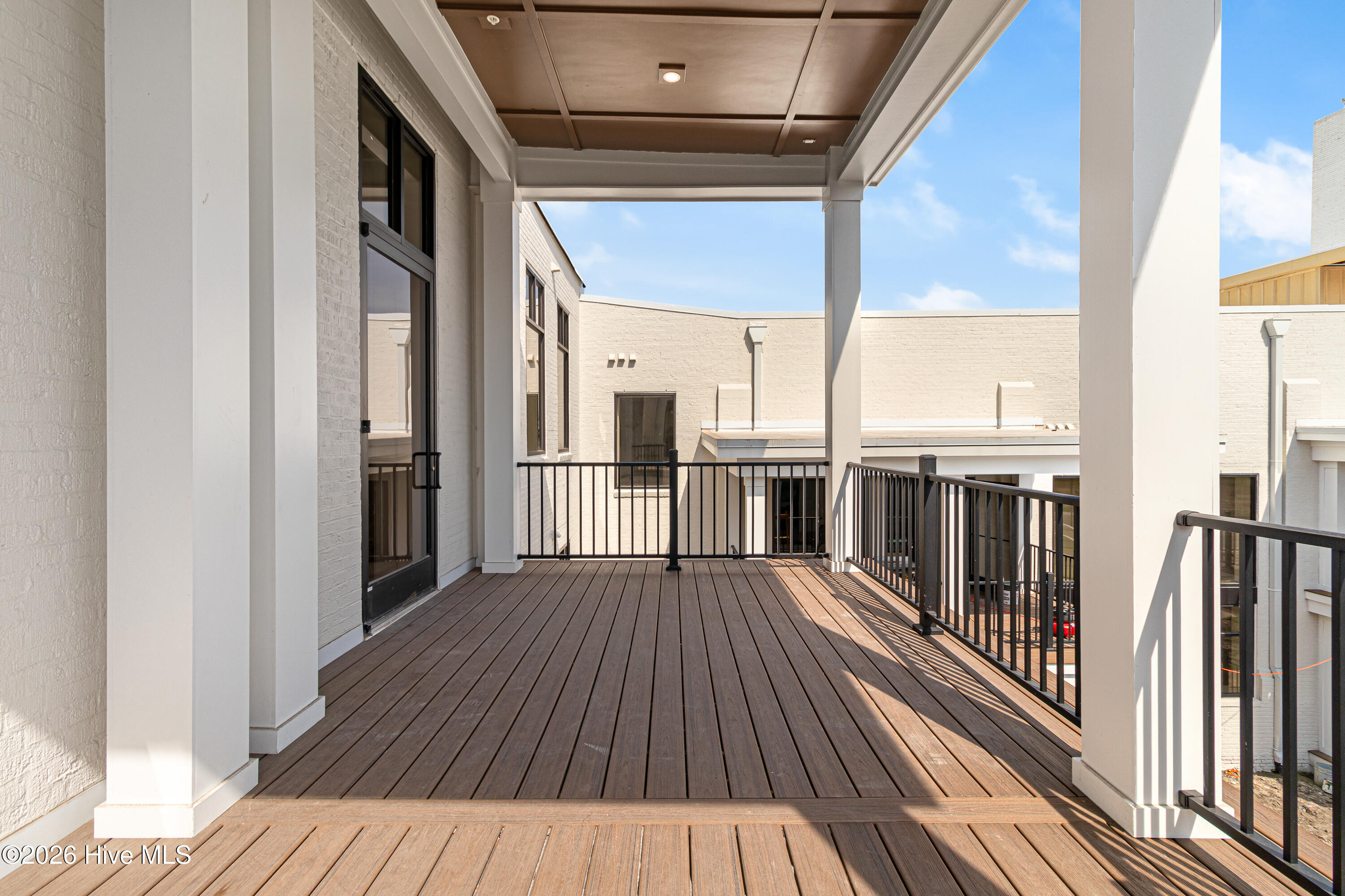 805 Mulberry 
