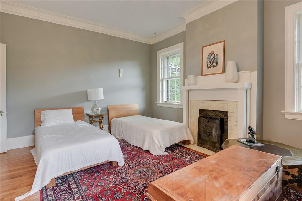 Third bedroom with fireplace