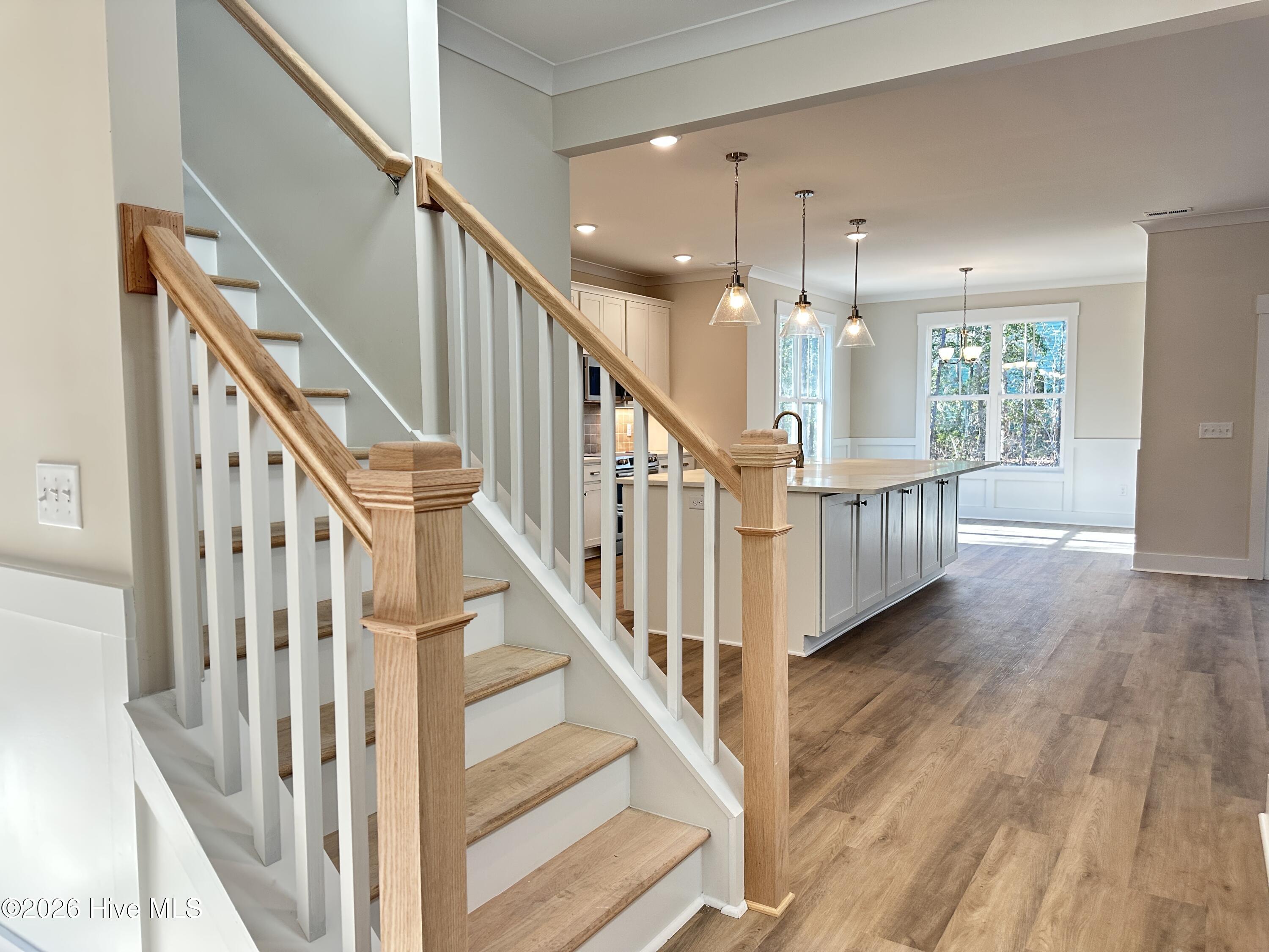 100542700 | Photo 33