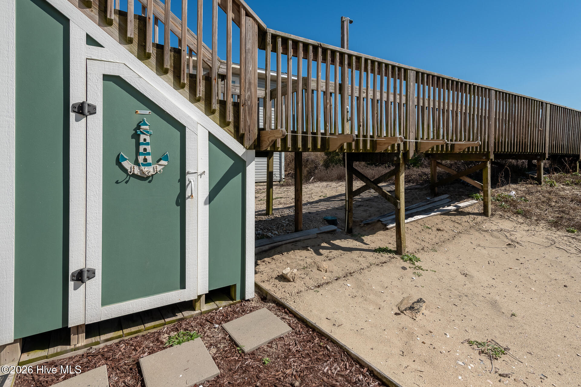 100558758 | Photo 47