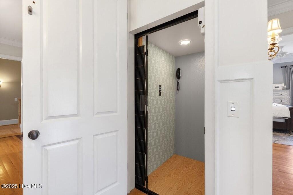 100553124 | Photo 33