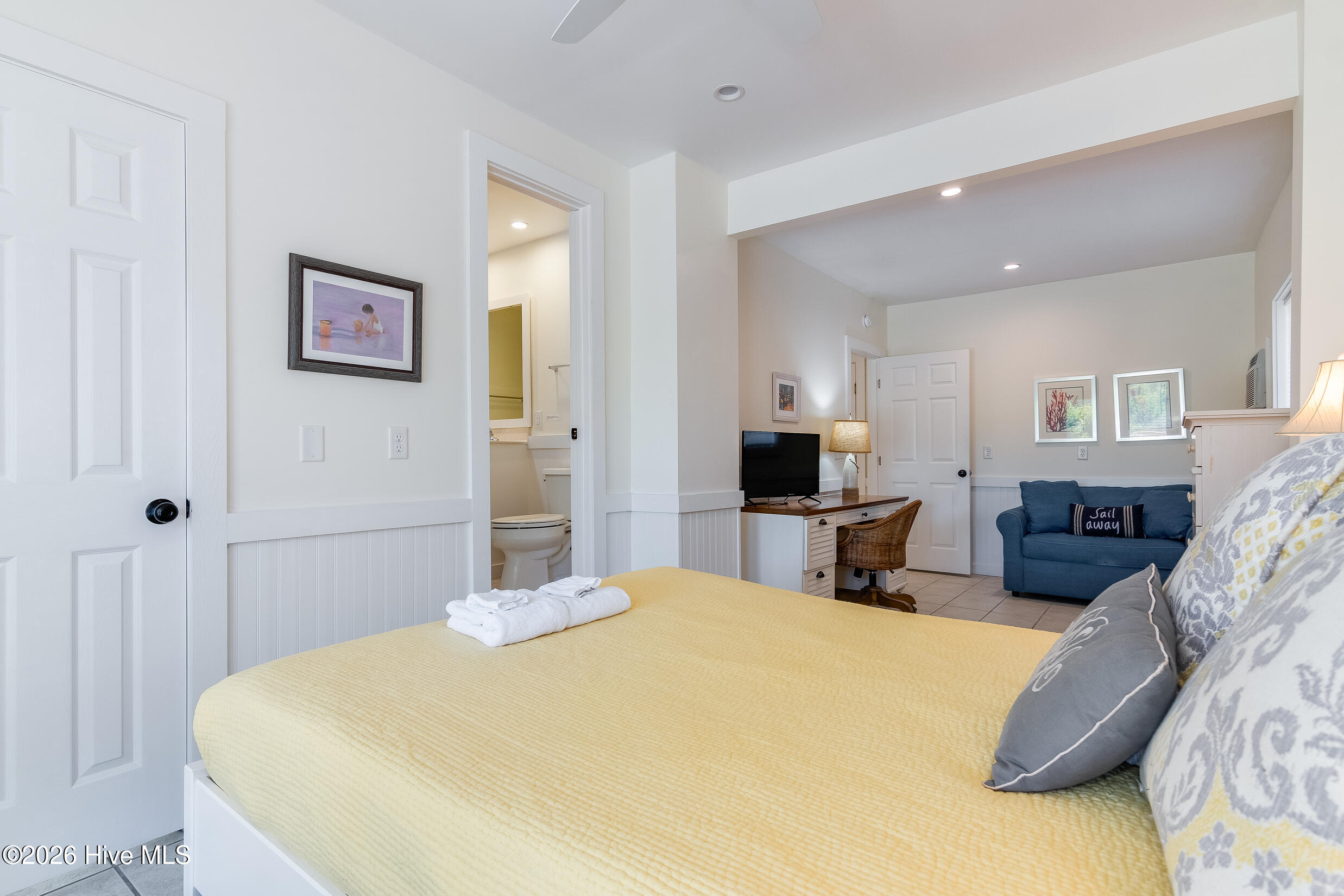 100557535 | Photo 44