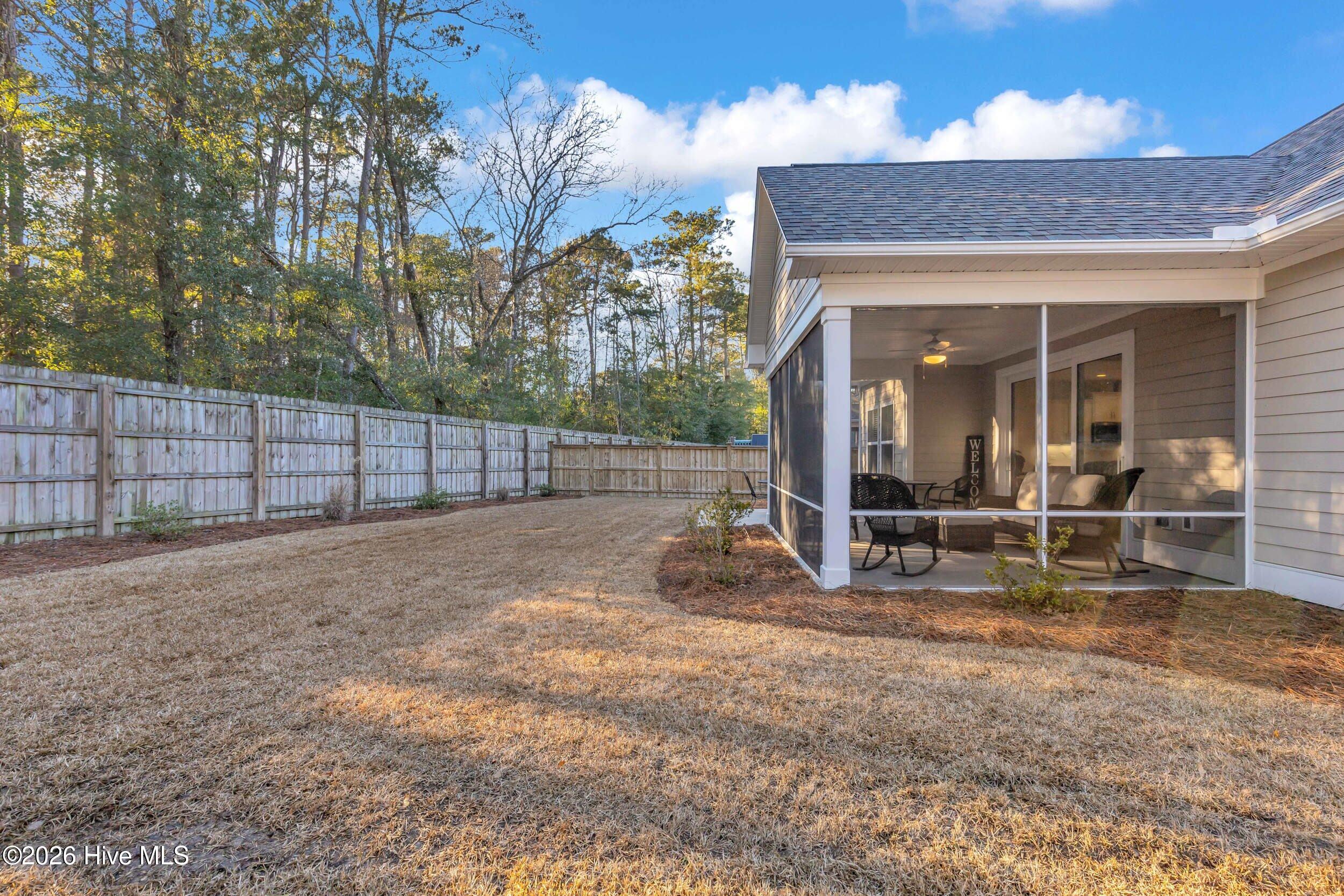 100550757 | Photo 38