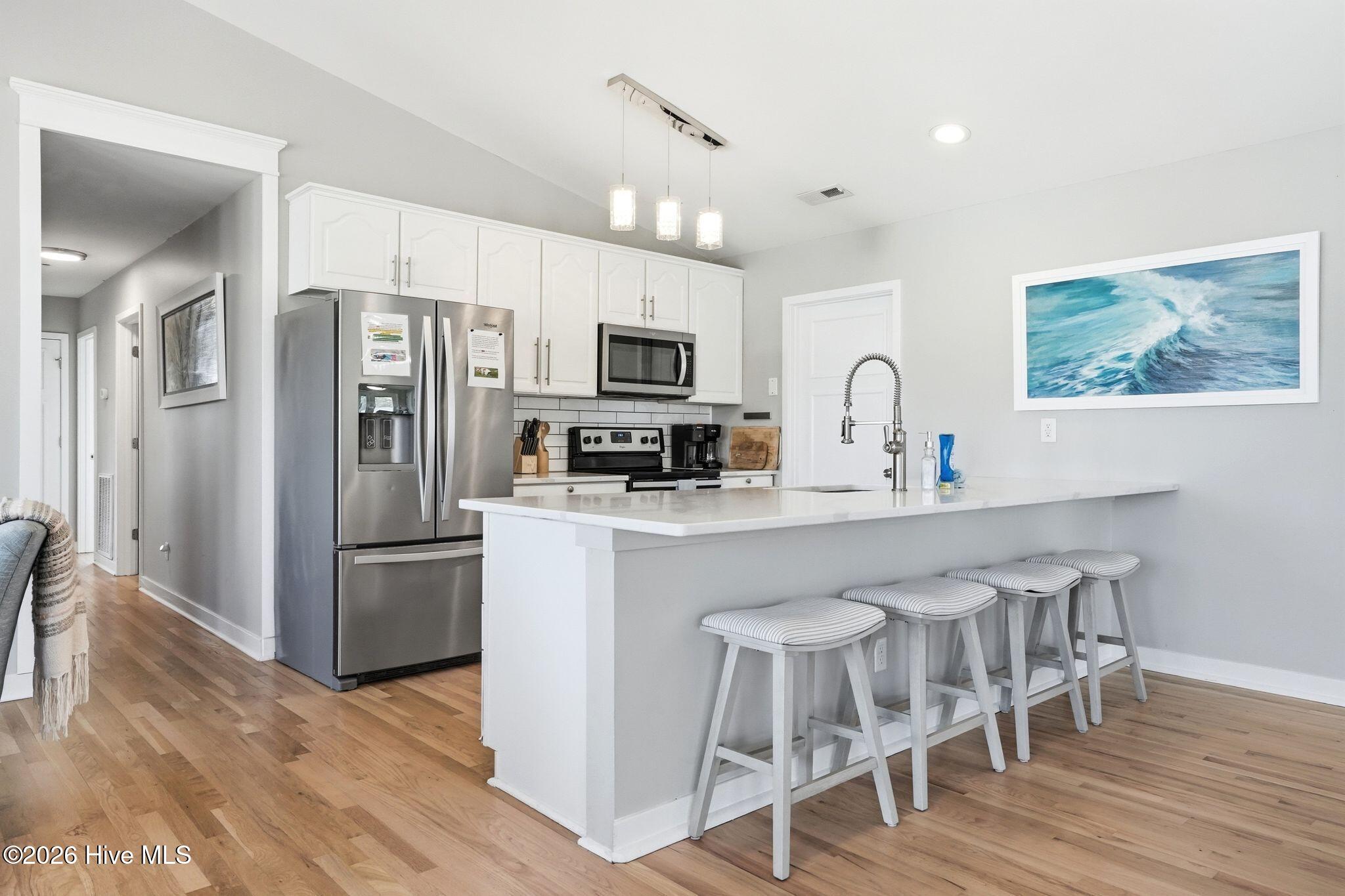 100558561 | Photo 28