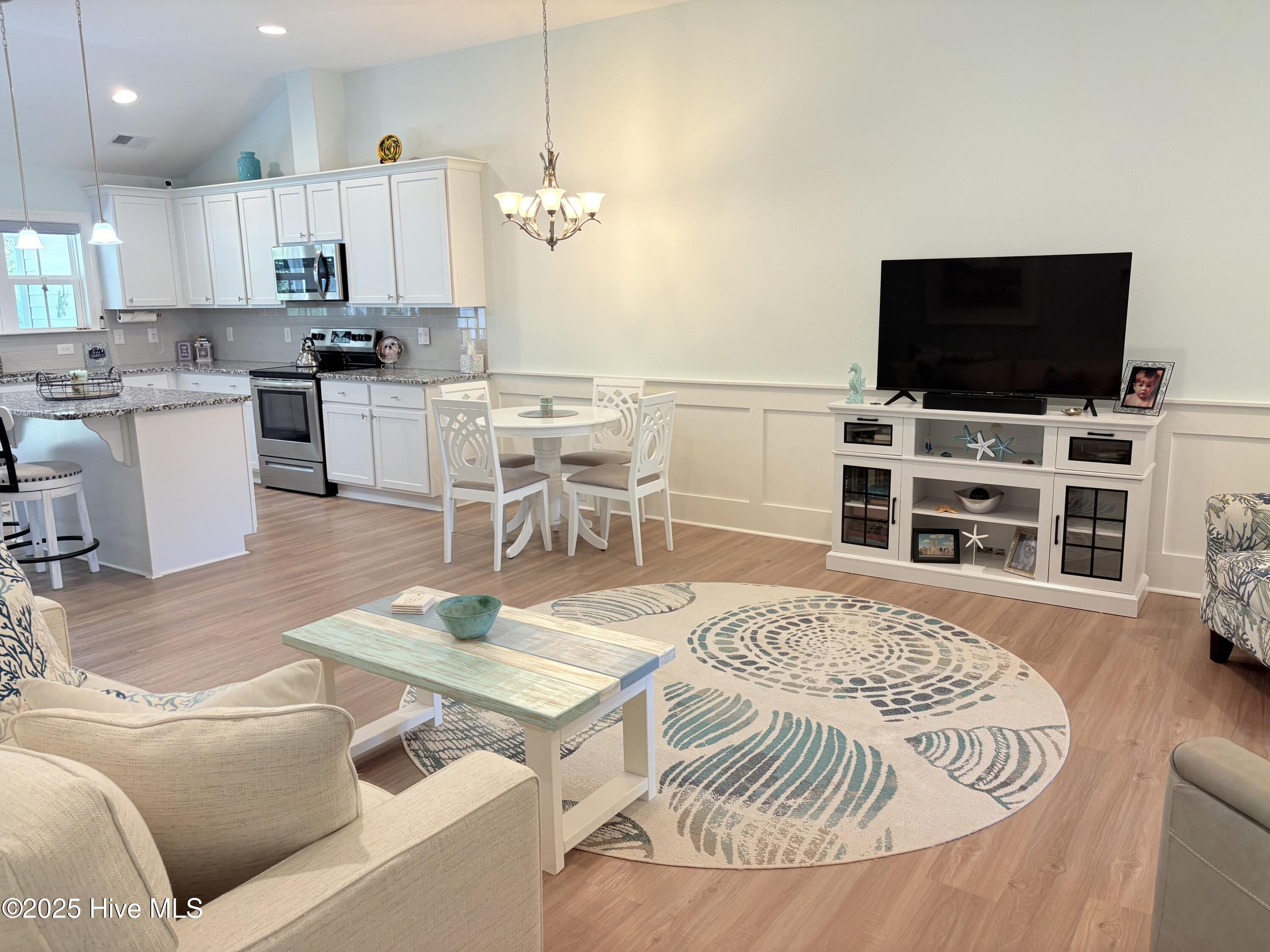 1272 Marsilio Lane SW Unit A, Ocean Isle Beach, NC 28469 – photo 11: IMG_2186