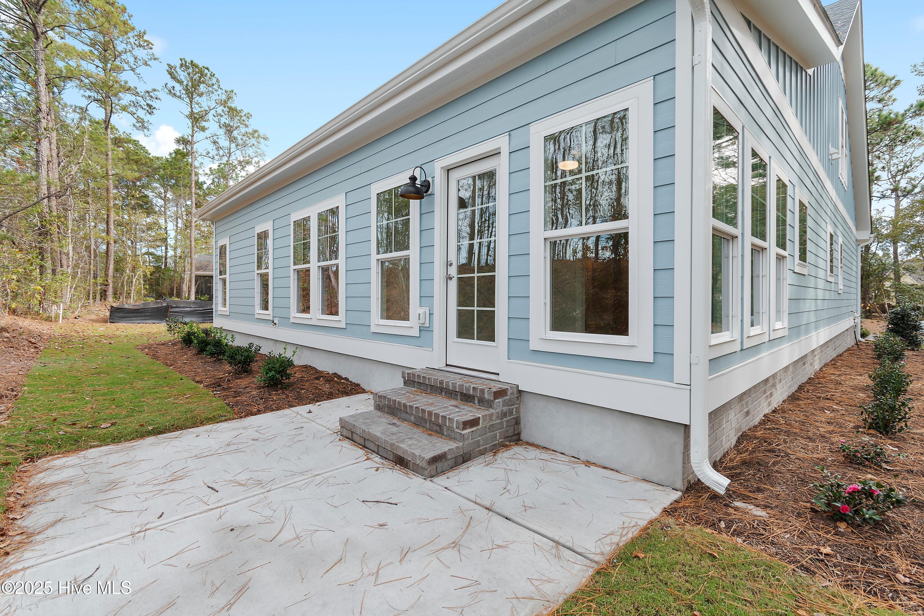 100525148 | Photo 44