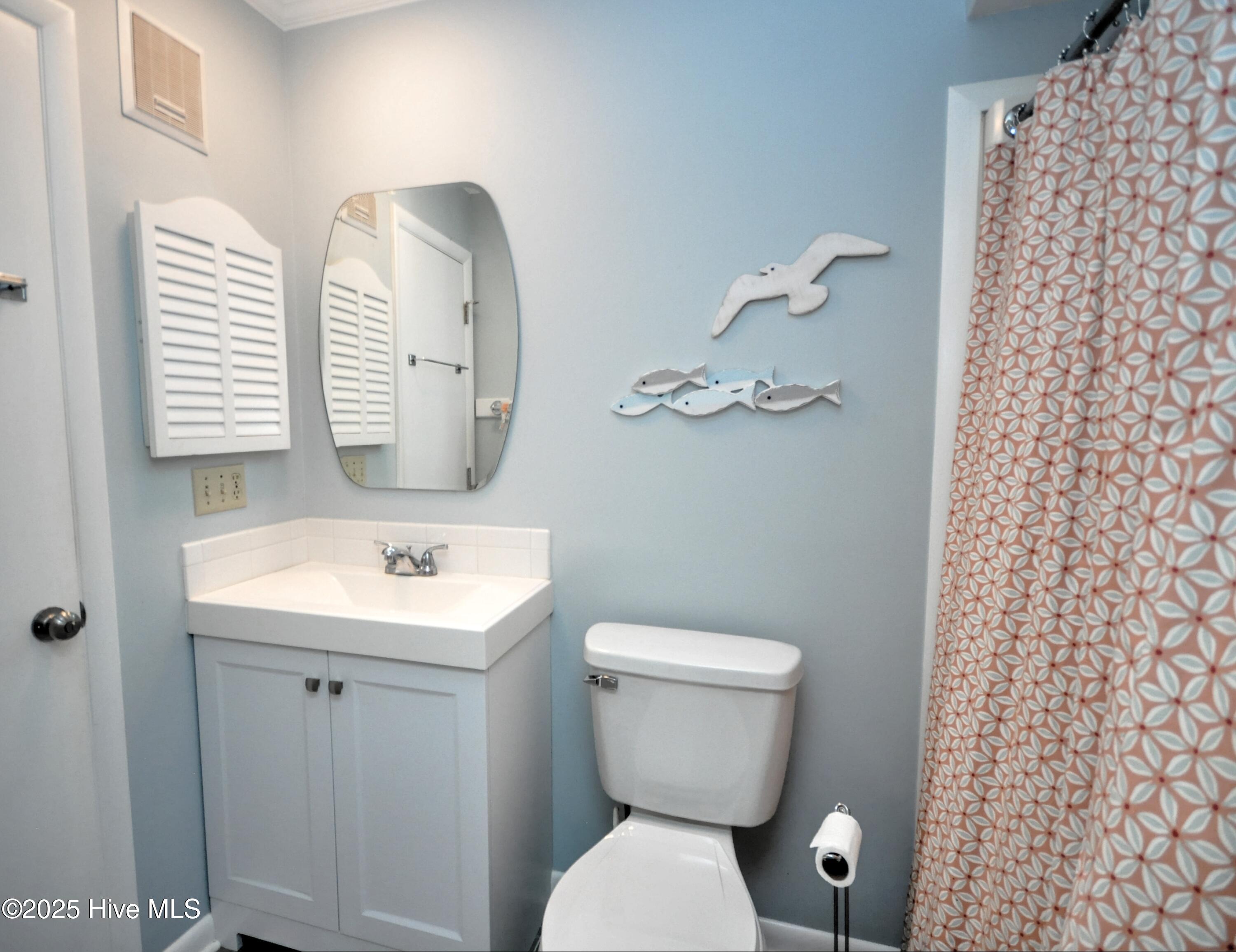 250 W Second Street UNIT 2b, Ocean Isle Beach, NC, 28469