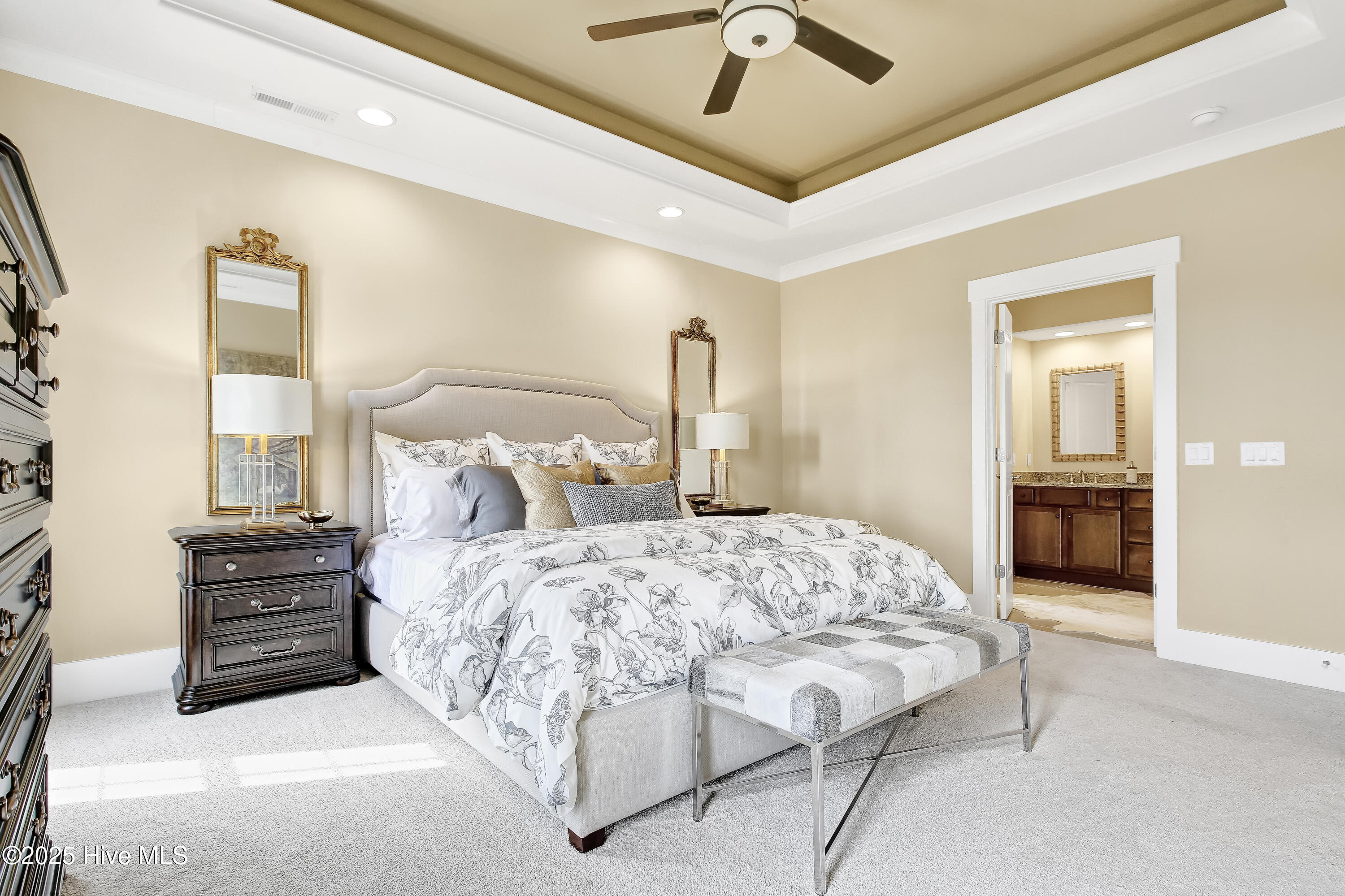 100511529 | Photo 15