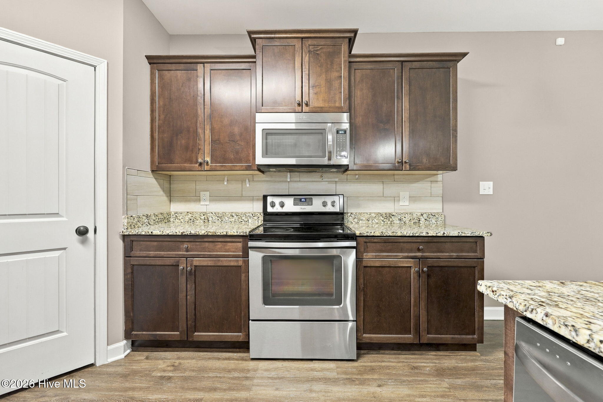 402 Kinroff Drive,Hubert