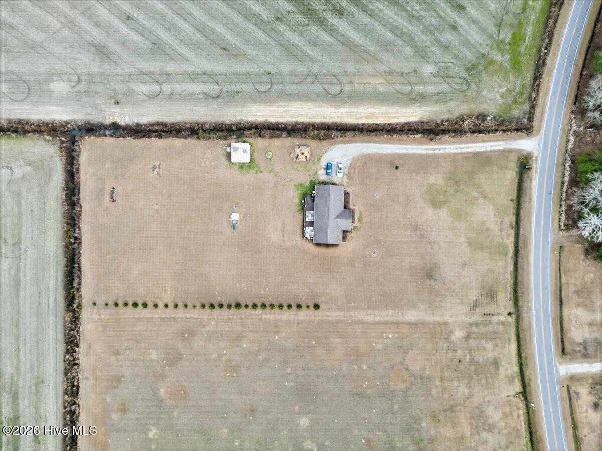 100551203 | Photo 56