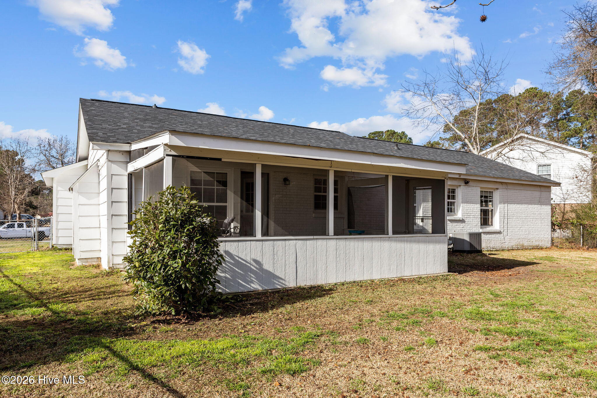 100558764 | Photo 30