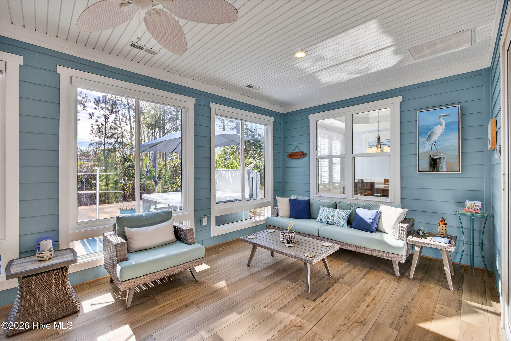 100554107 | Photo 24