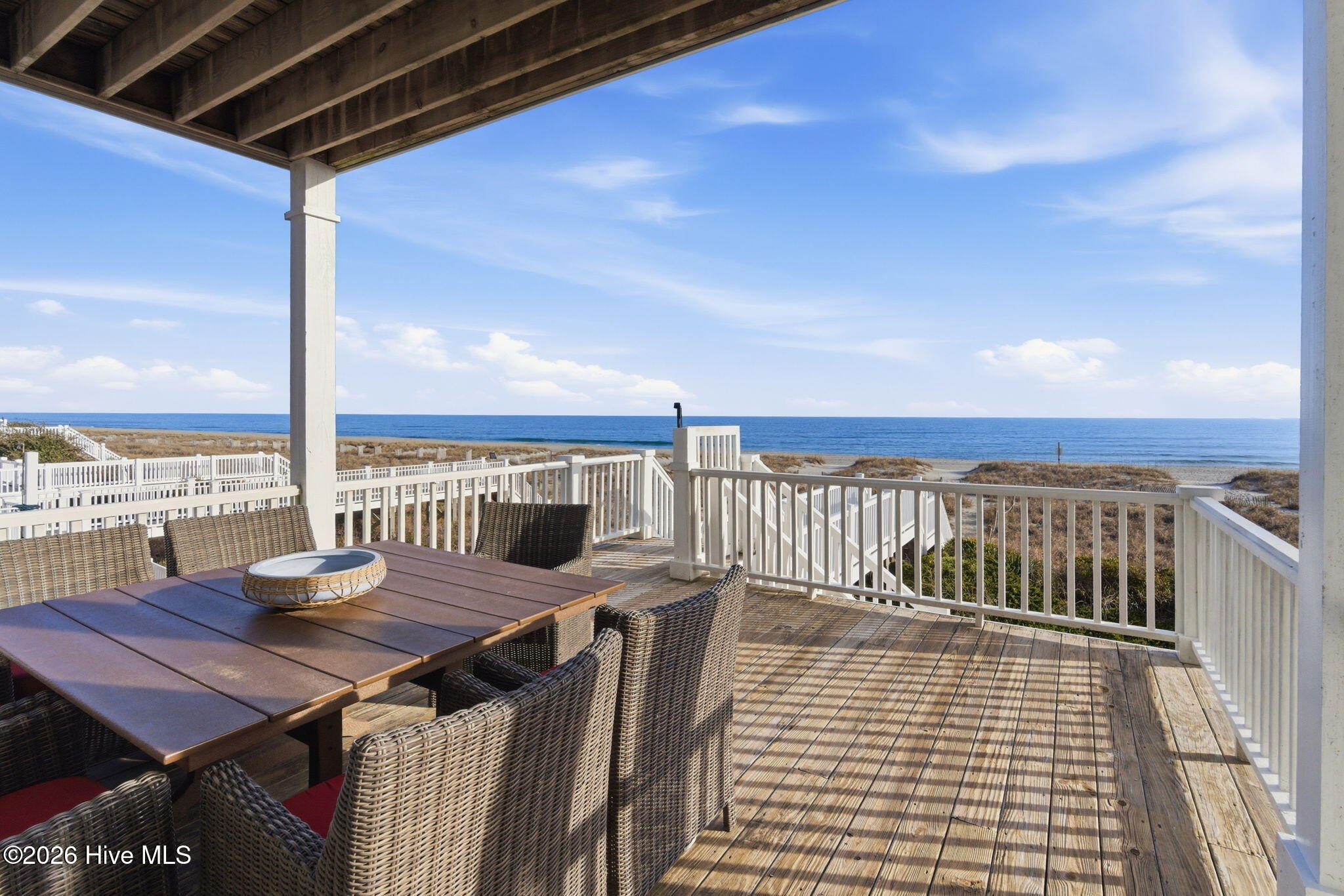 100555473 | Photo 51