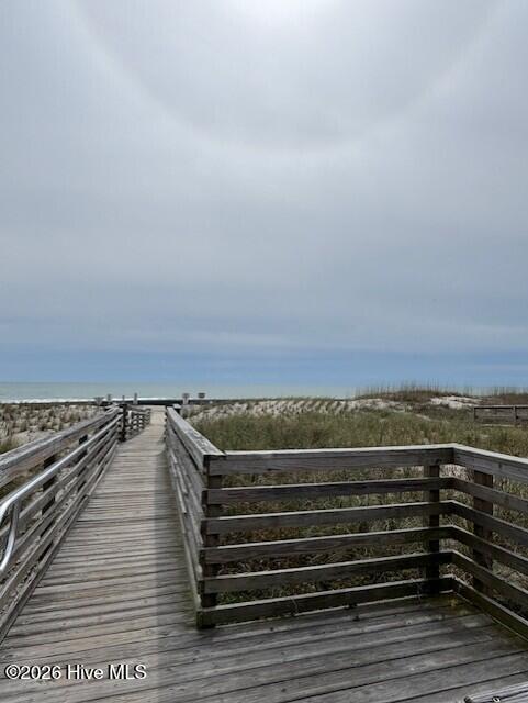 100565405 | Photo 12