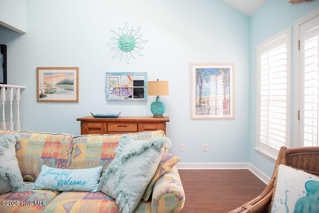 100557478 | Photo 27