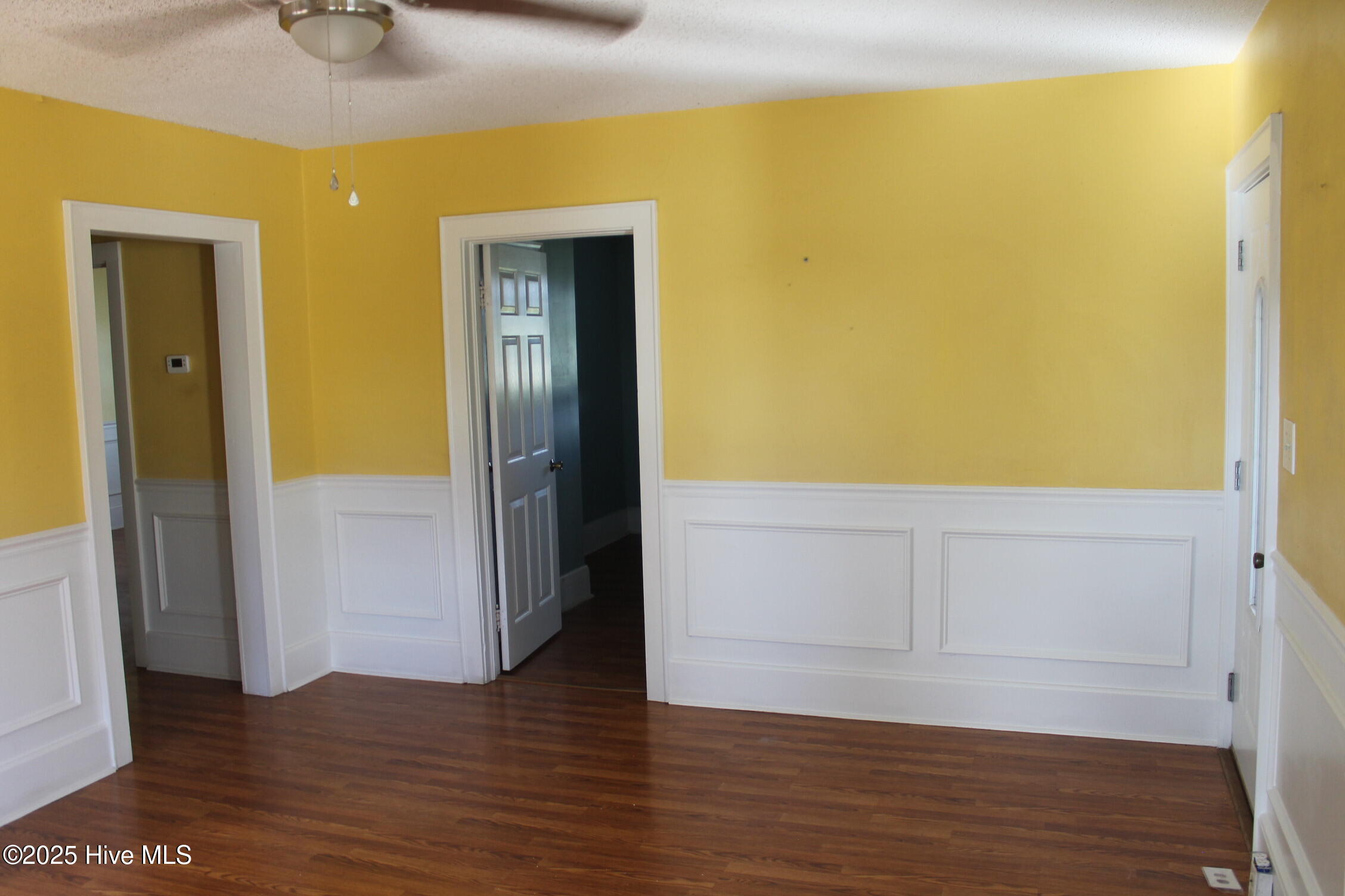 100535341 | Photo 14