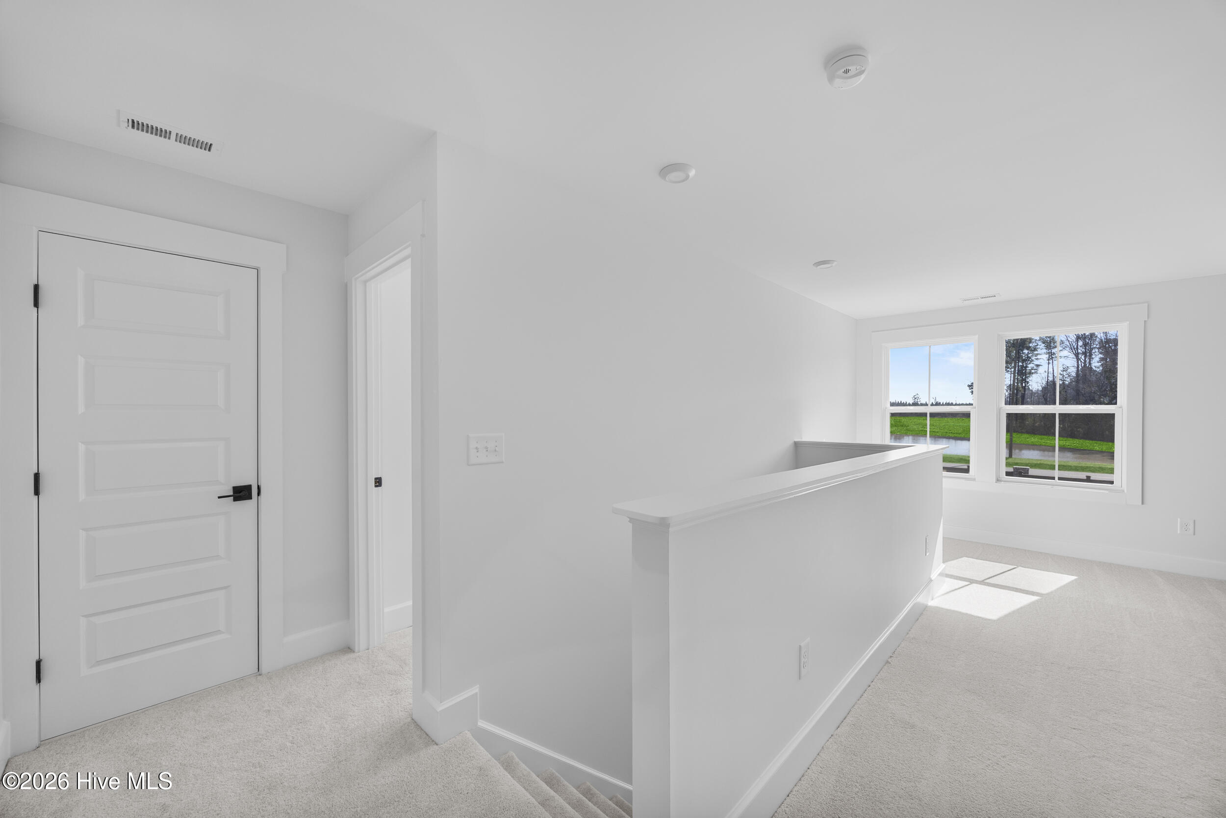 100560726 | Photo 31