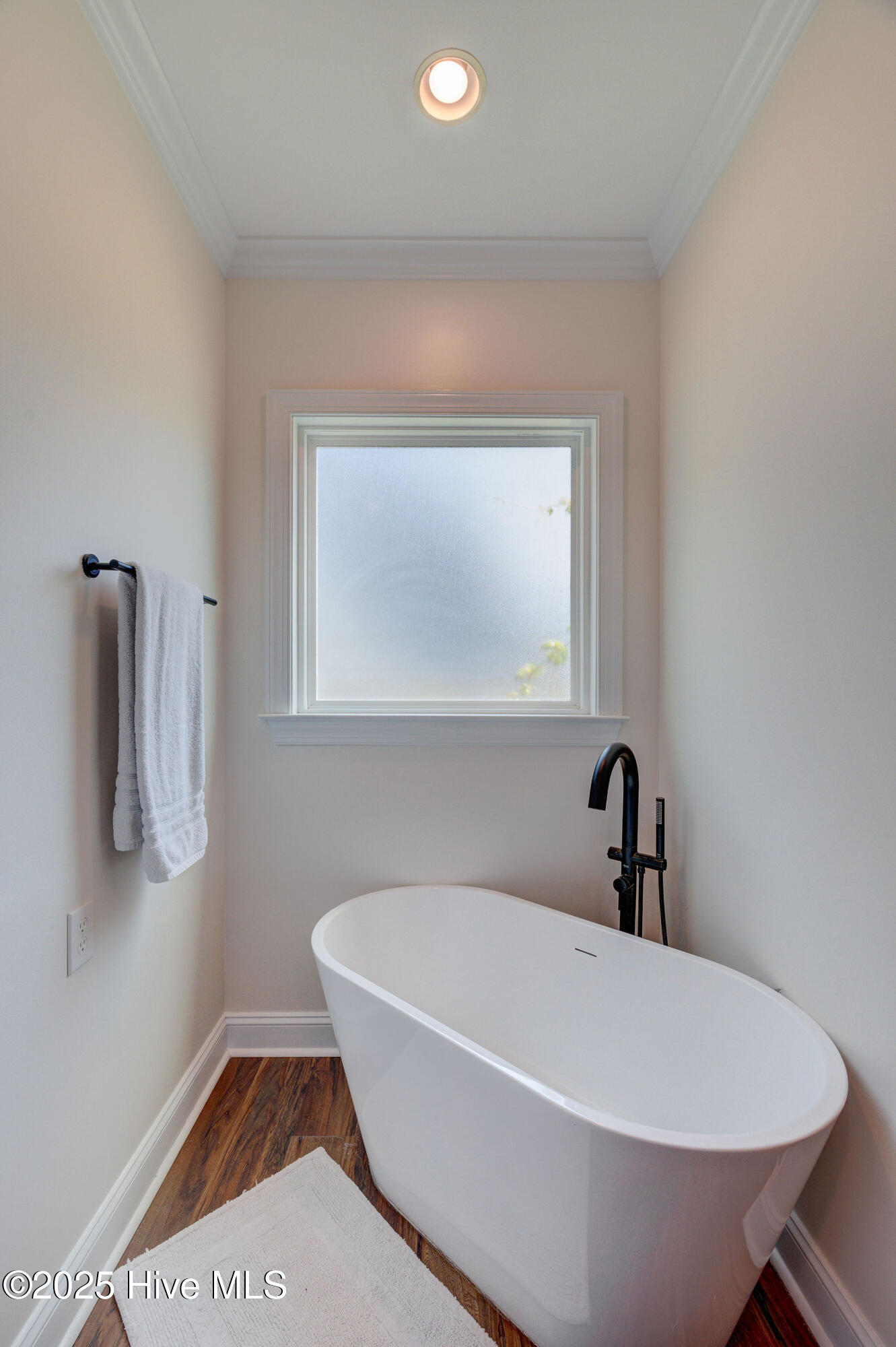 100529617 | Photo 31