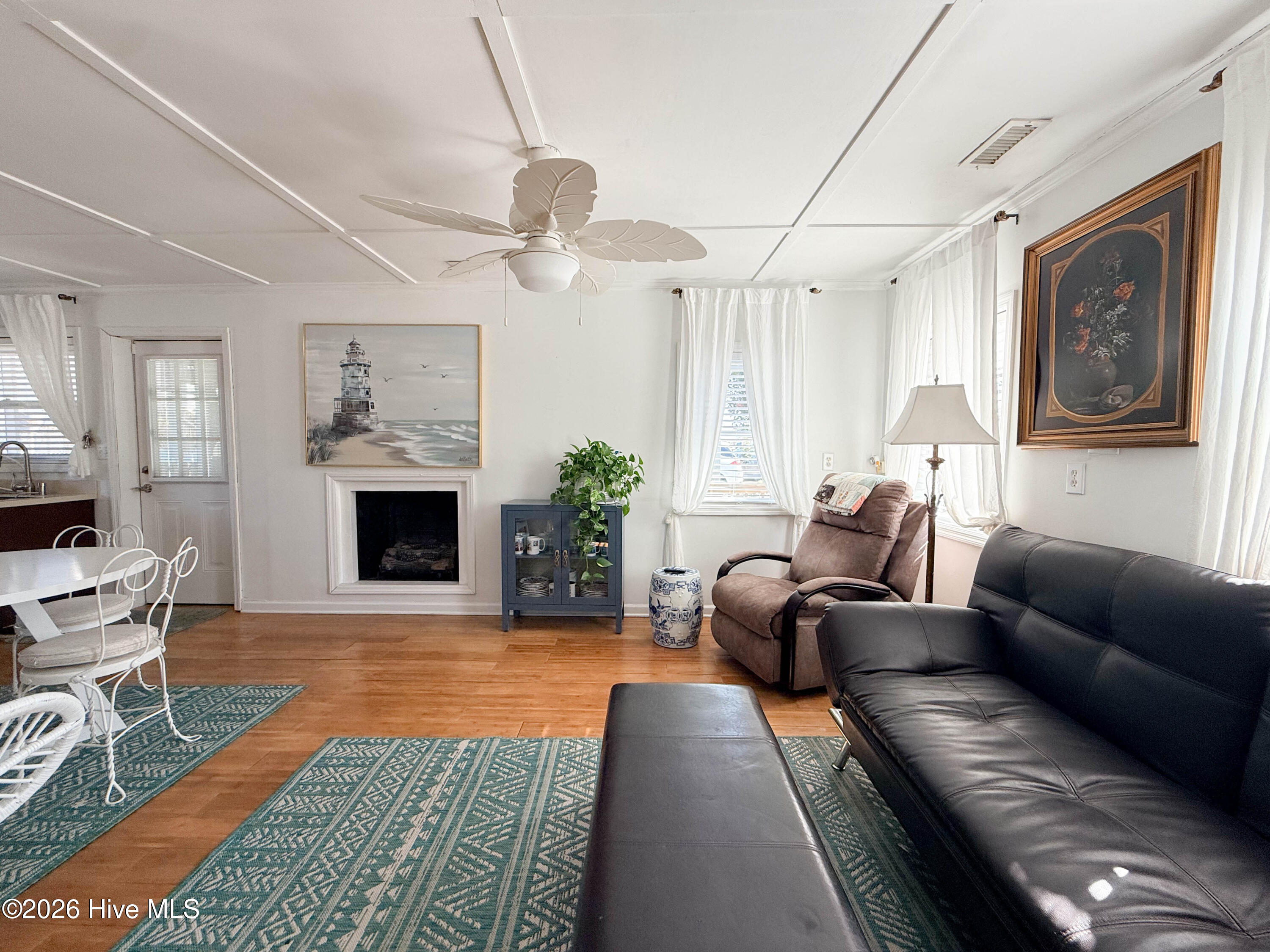 100556451 | Photo 17