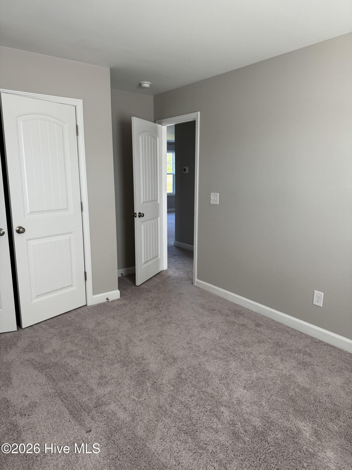 100561884 | Photo 42