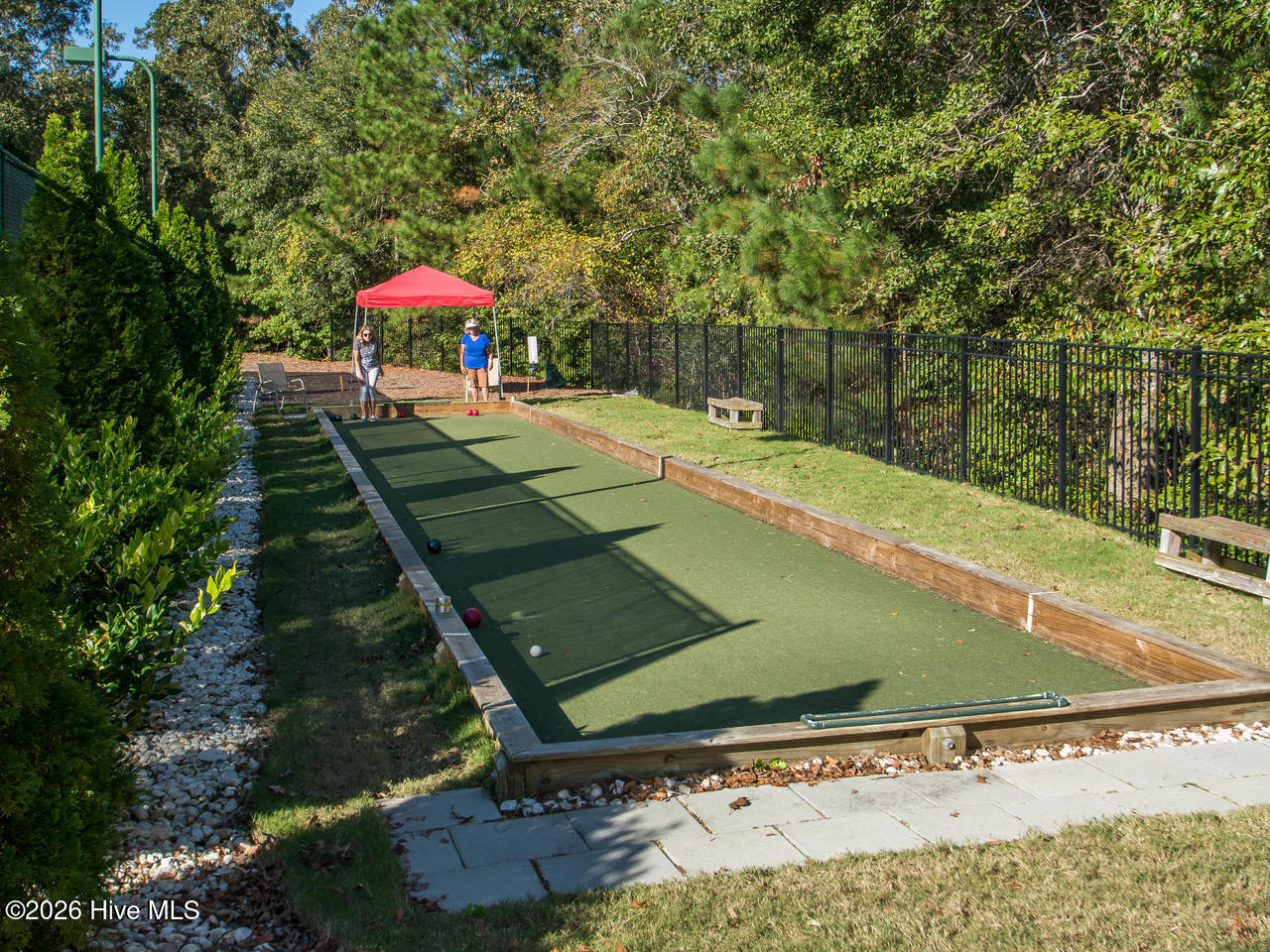 100559820 | Photo 25