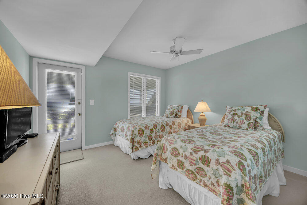 100566838 | Photo 14