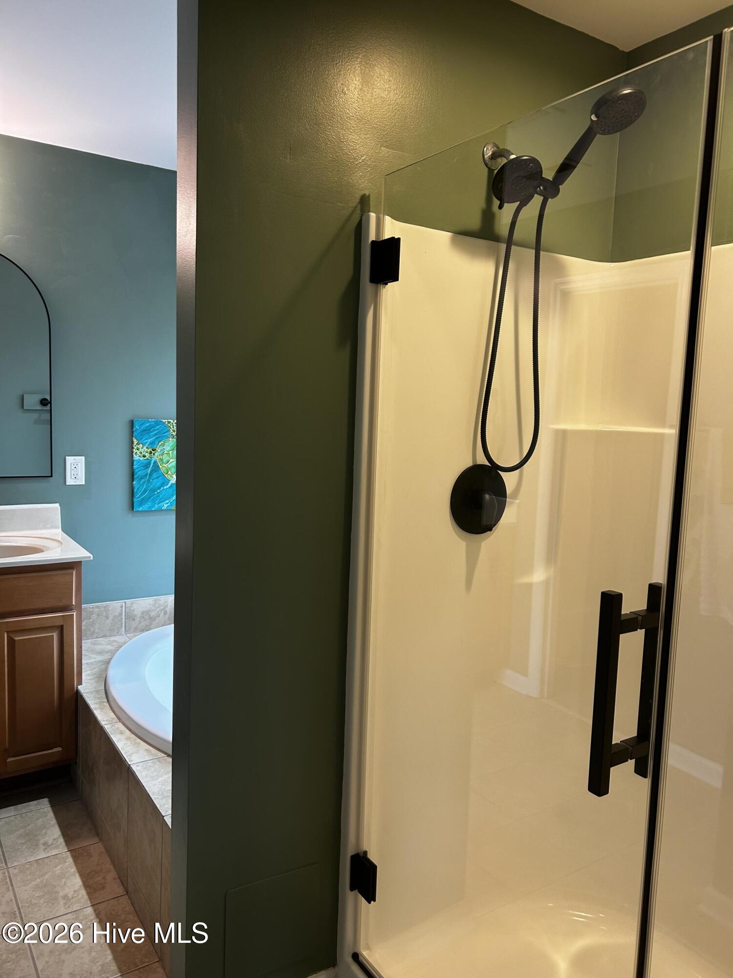 100562601 | Photo 26