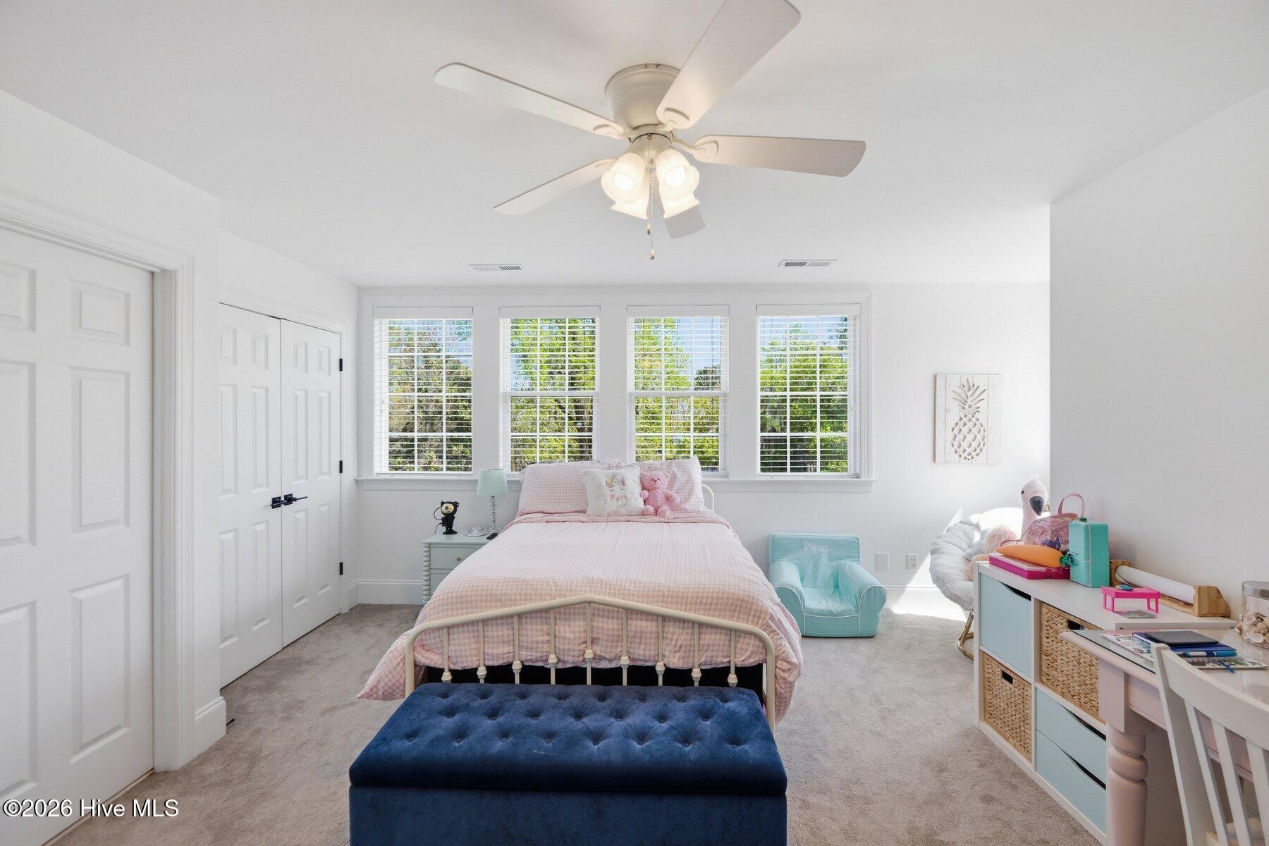 100564034 | Photo 32